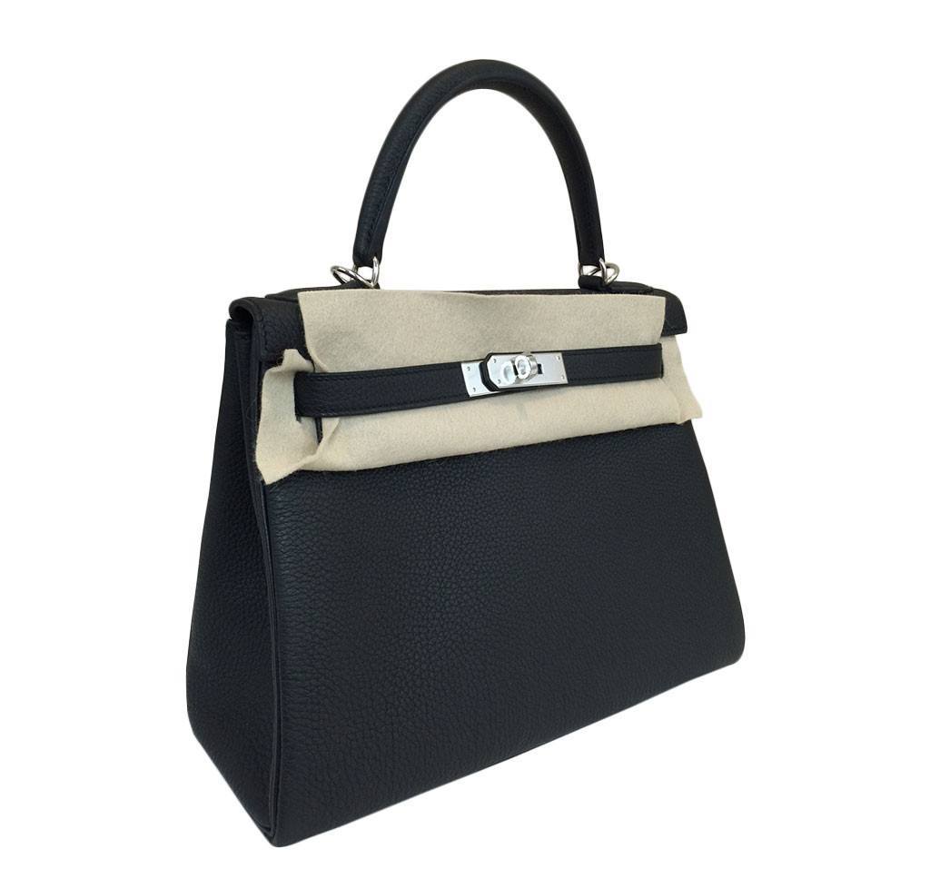 Hermès Kelly 28 Black Bag PHW