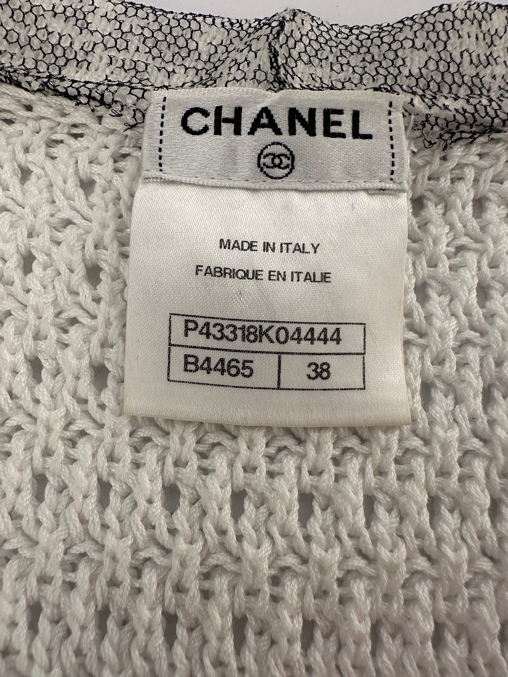 Chanel White Long Line Button Down Vest with Pocket Detail FR 38 (UK 10)