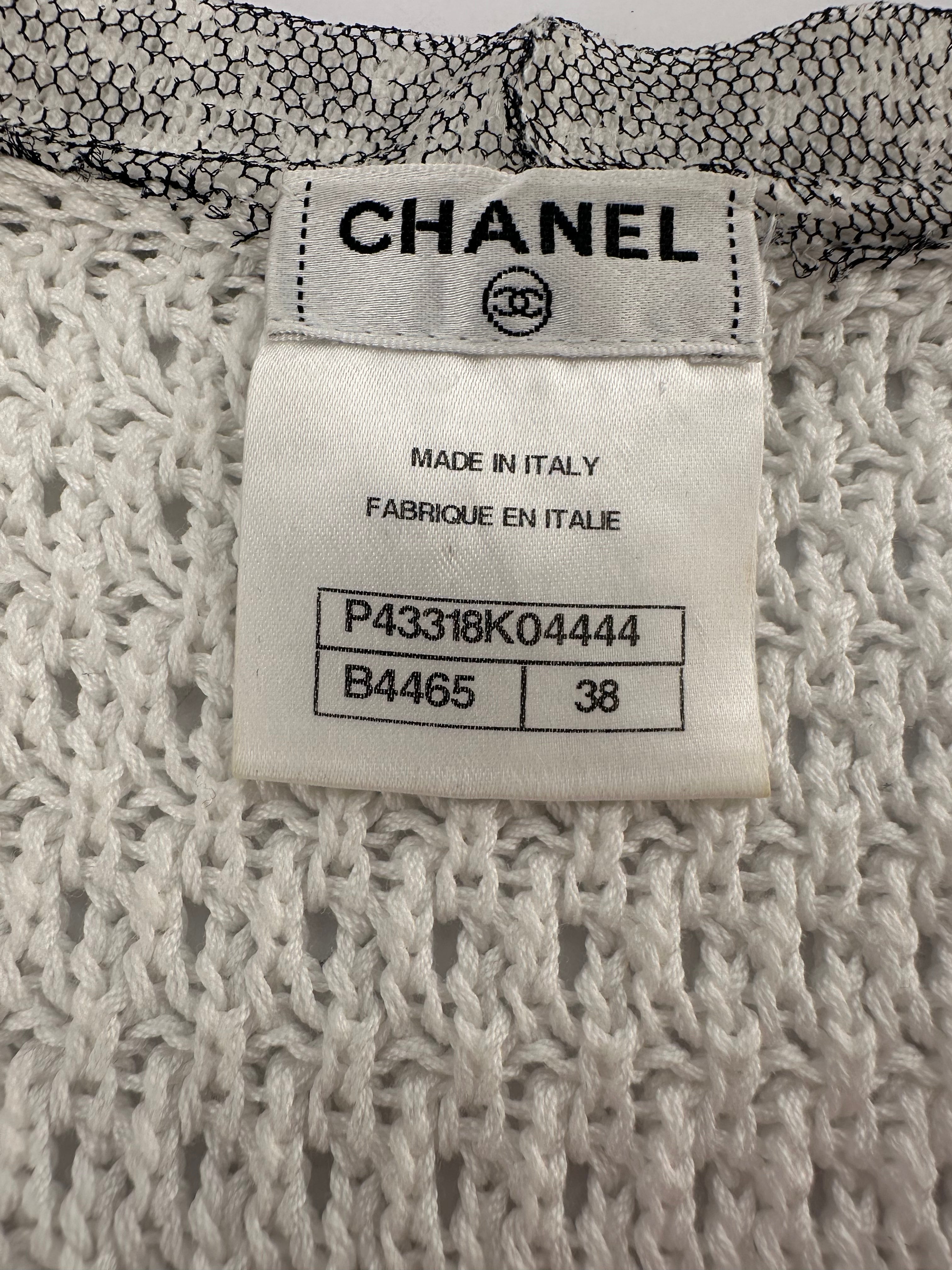 Chanel White Long Line Button Down Vest with Pocket Detail FR 38 (UK 10)