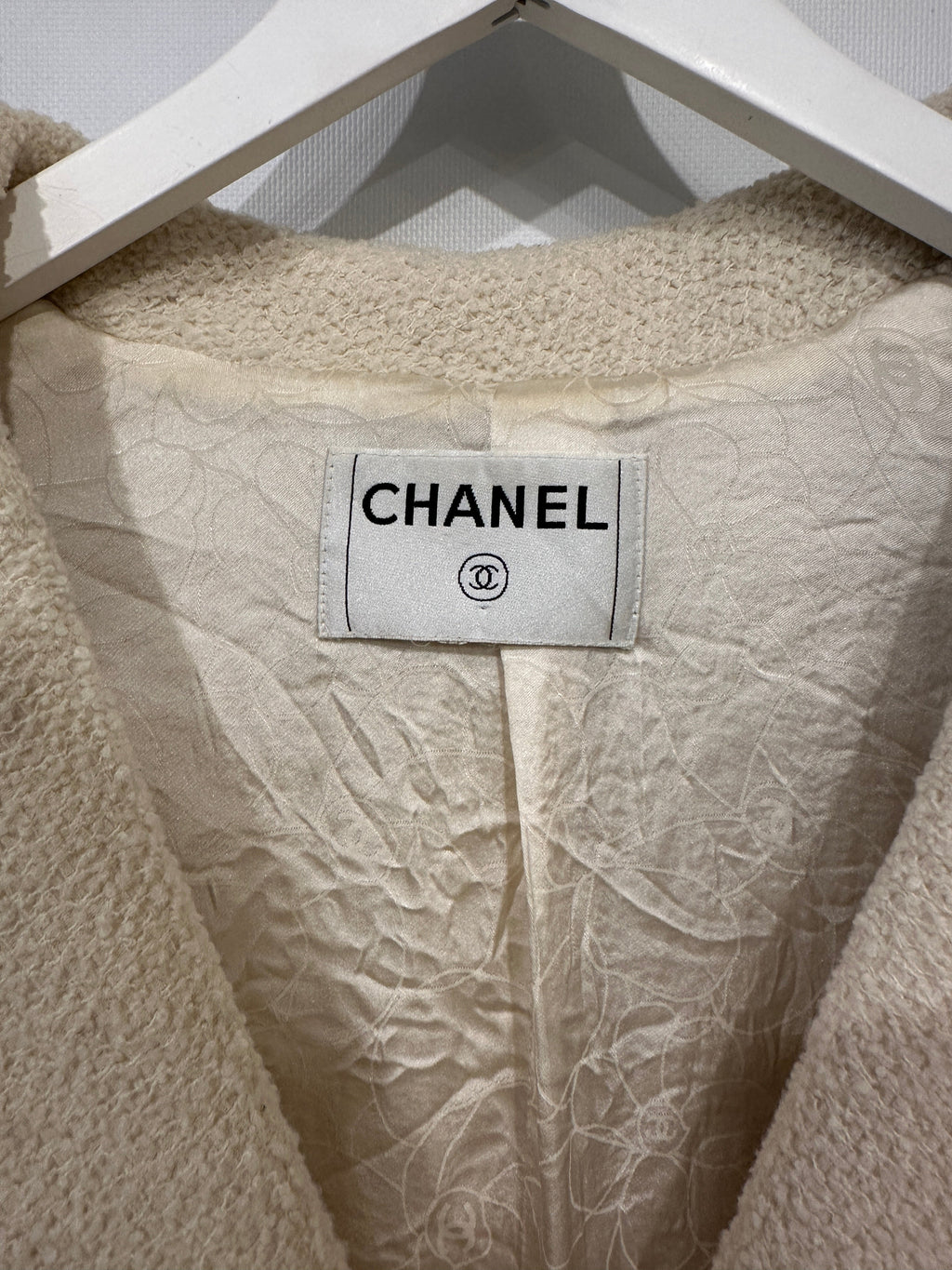 Chanel Cream Tweed Jacket with Ivory Logo CC Button Details Size FR 38 (UK 10)