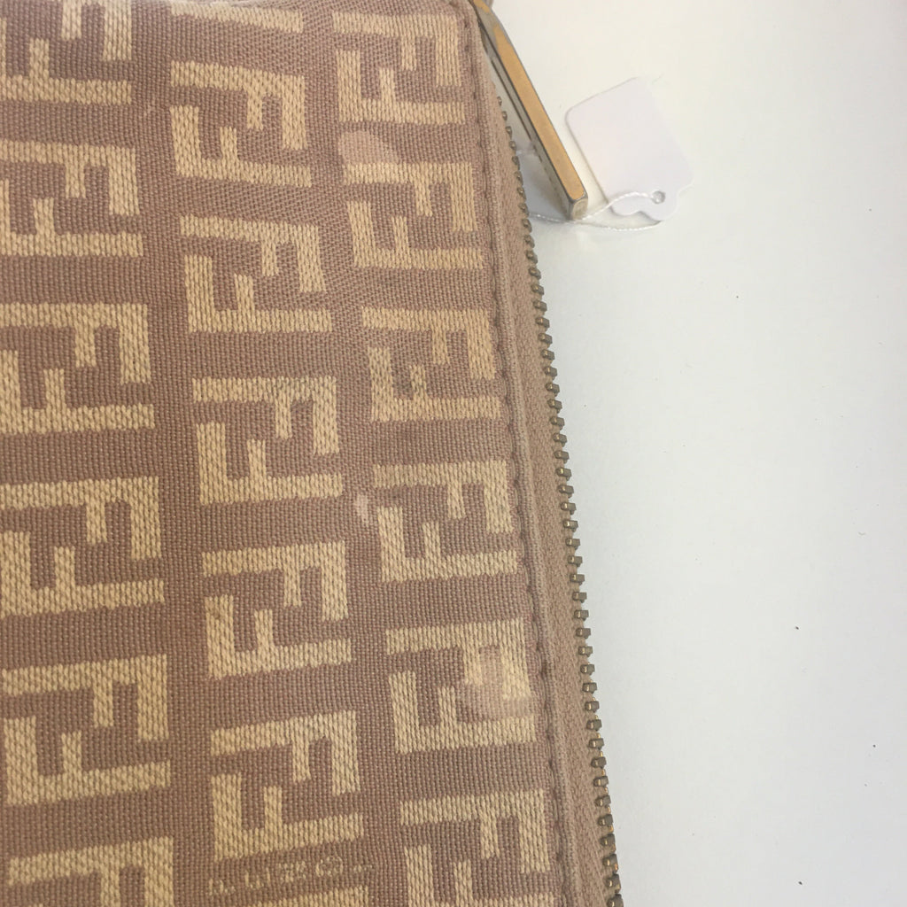 FENDI Shoulder Bag in Pink Fabric