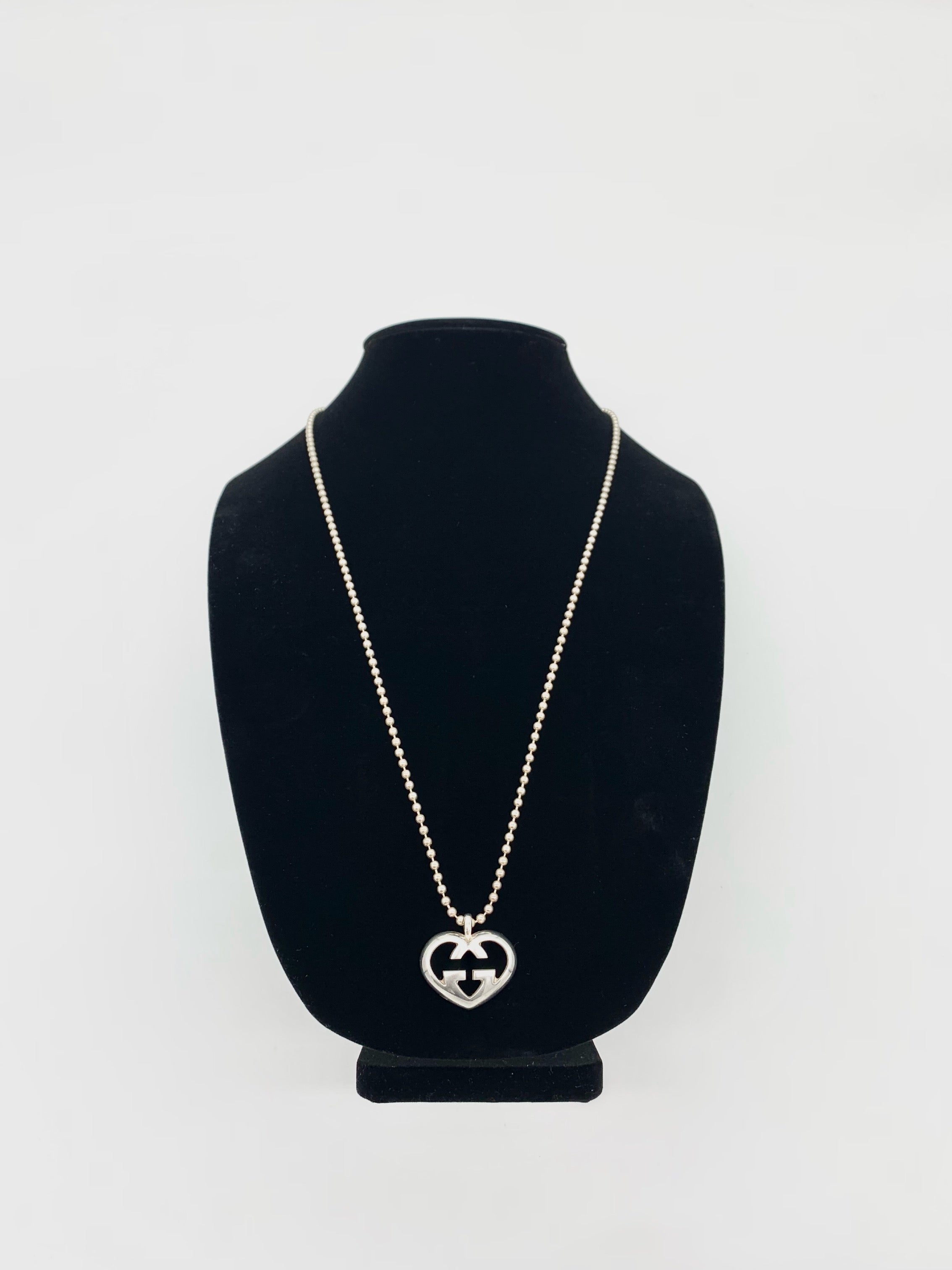 GUCCI GG "LOVE BRITT" HEART NECKLACE