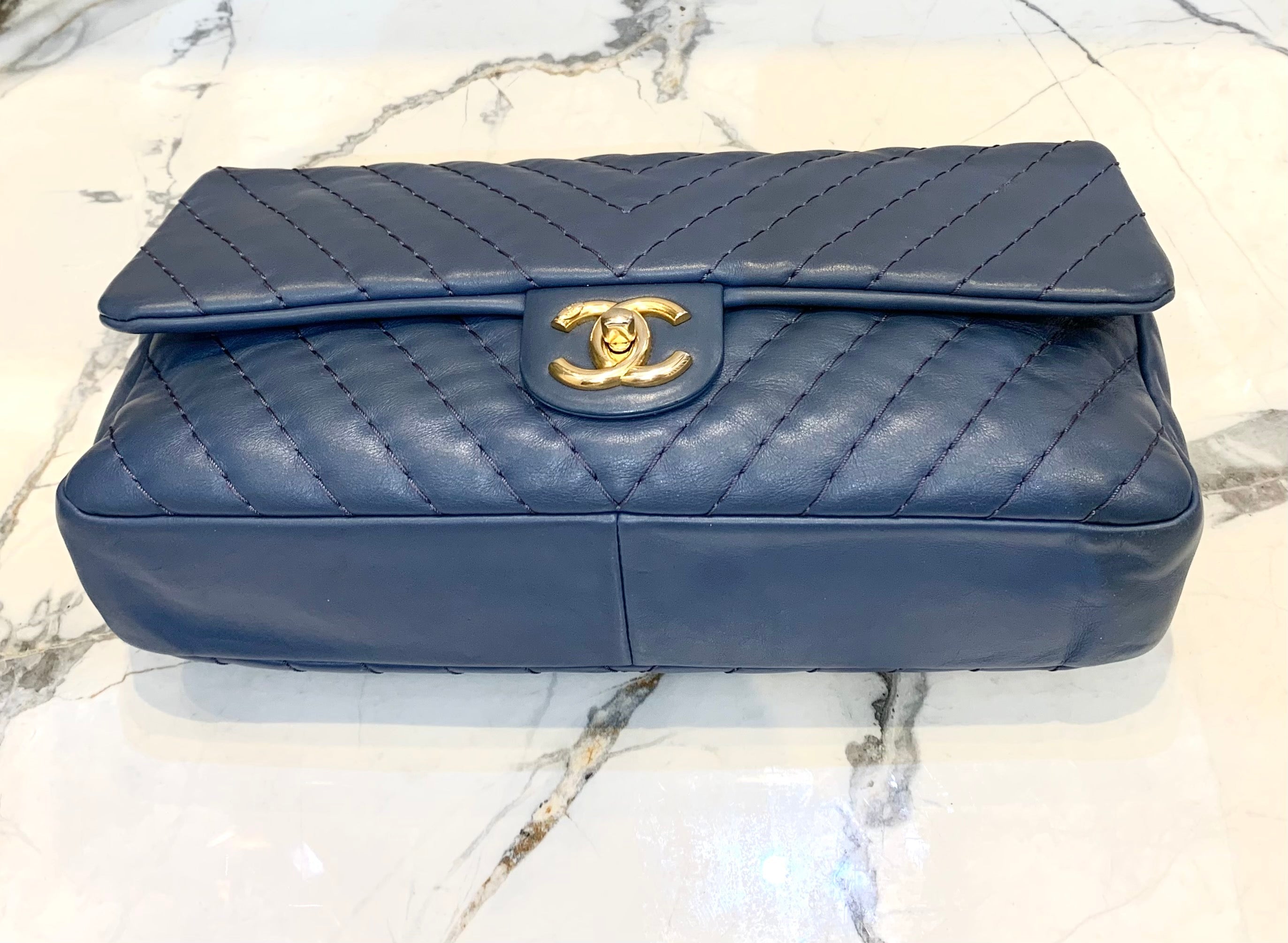CHANEL CHEVRON MEDALLION CHARM FLAP BAG