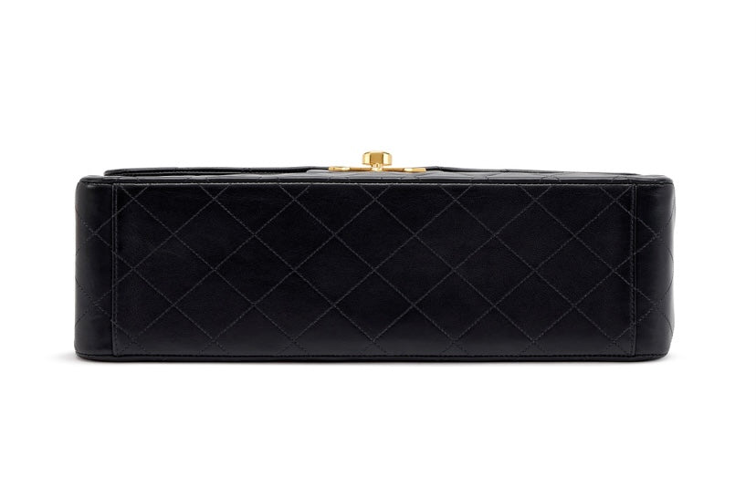 CHANEL VINTAGE JUMBO CLASSIC FLAP BAG