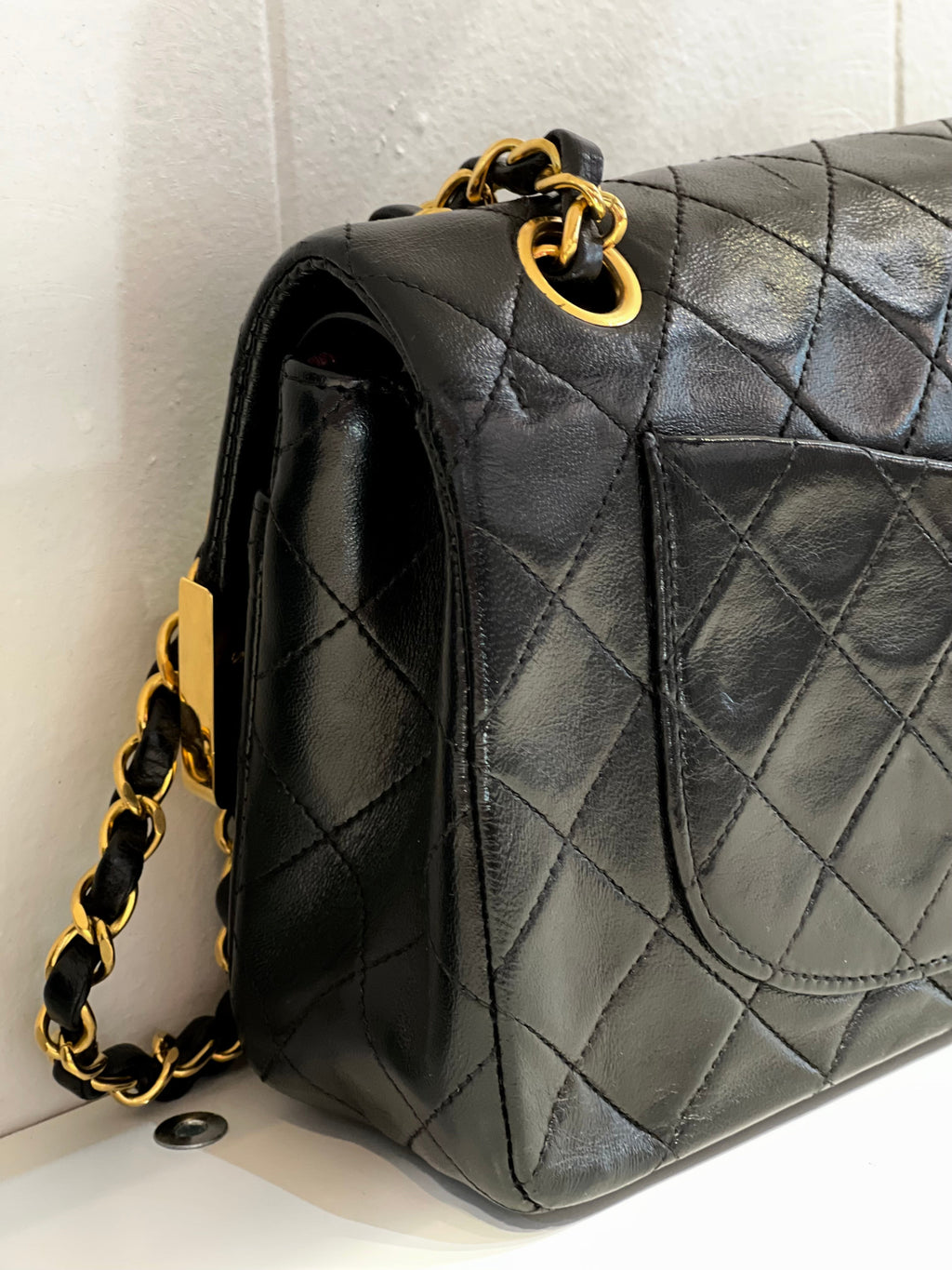 CHANEL Vintage Flap Medium Bag