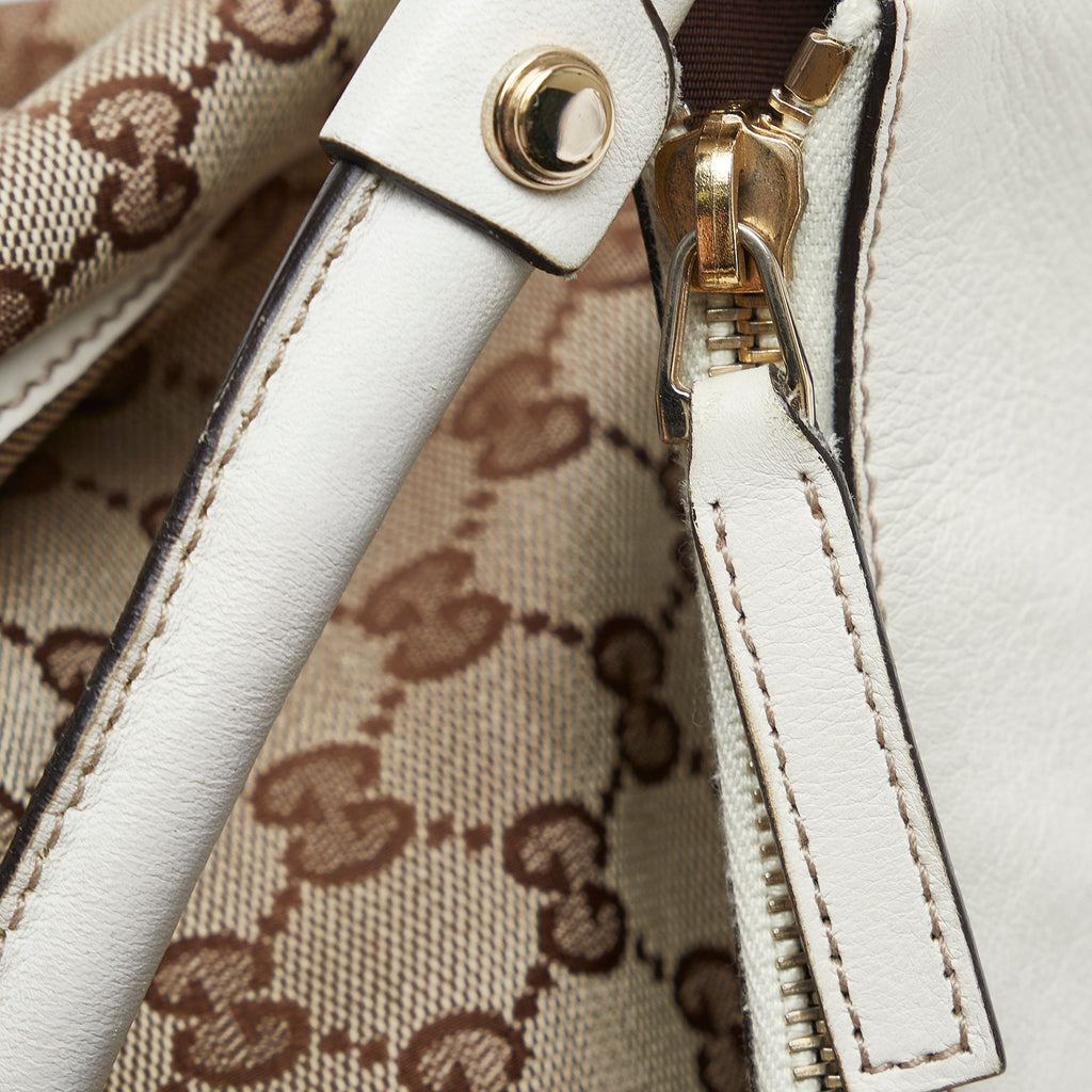 GUCCI GG Canvas Abbey D-Ring Hobo Hobo Bag