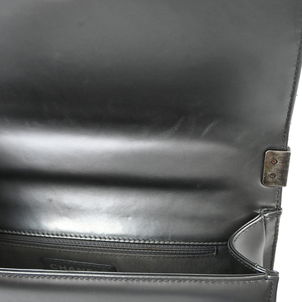 Boy Chanel 2012 Gray Patent Leather Medium Shoulder Bag