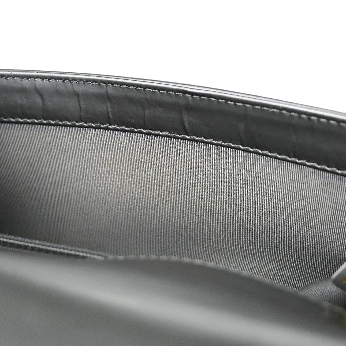 Boy Chanel 2012 Gray Patent Leather Medium Shoulder Bag