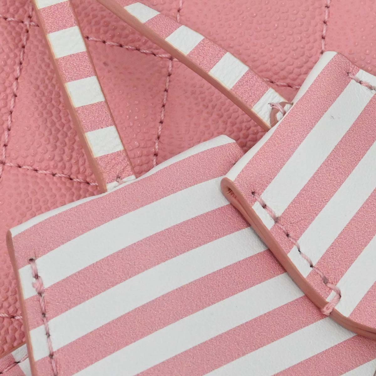 Chanel 2019 Pink Caviar Skin CC Filigree 2way Shoulder Vanity Handbag