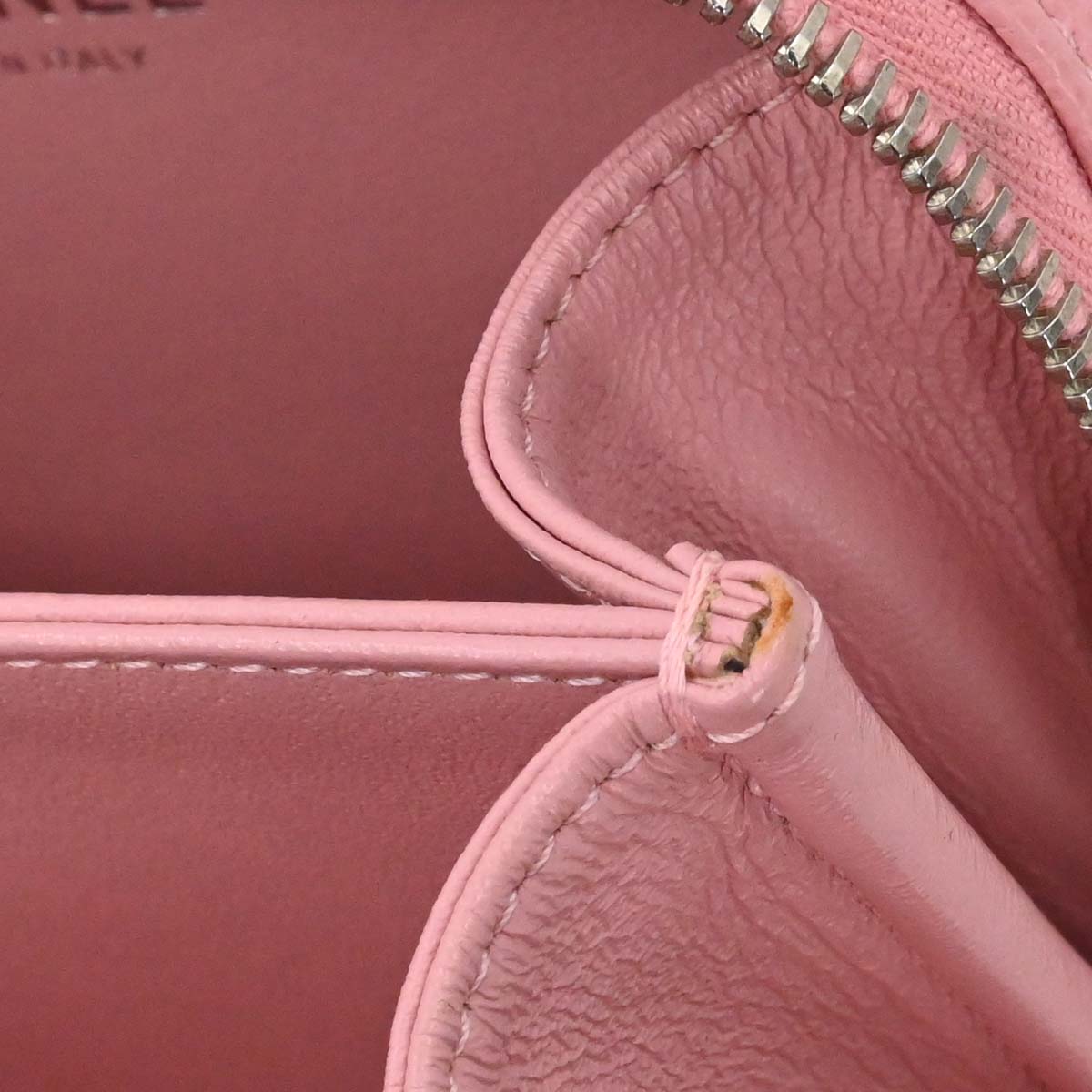 Chanel 2019 Pink Caviar Skin CC Filigree 2way Shoulder Vanity Handbag