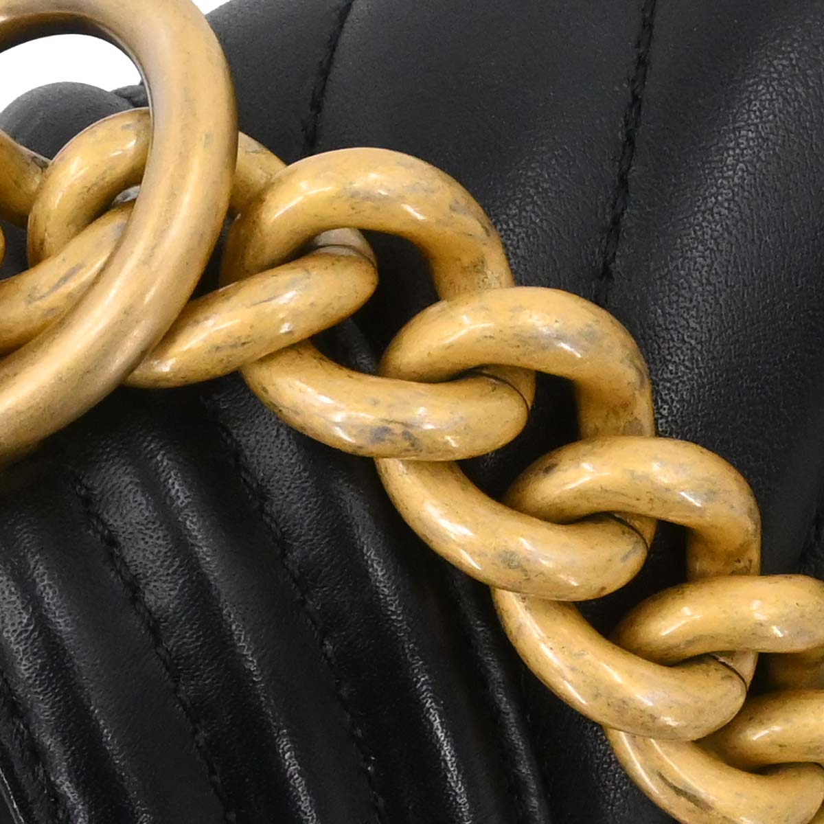 Boy Chanel 2018 Black Lambskin Chevron Small Chain Shoulder Bag