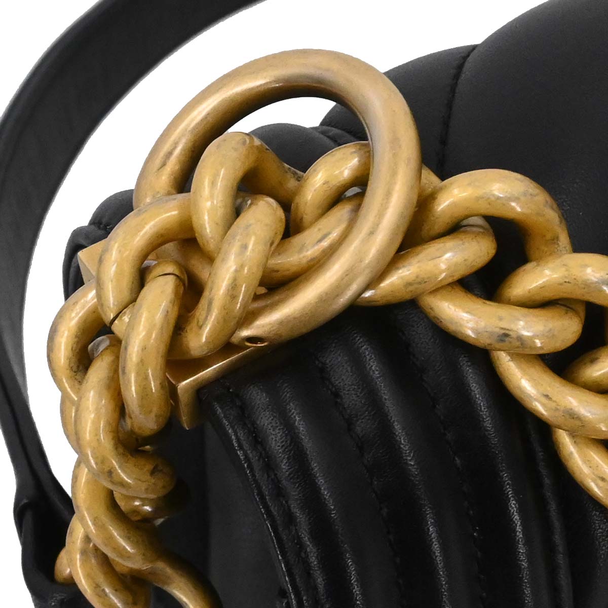 Boy Chanel 2018 Black Lambskin Chevron Small Chain Shoulder Bag