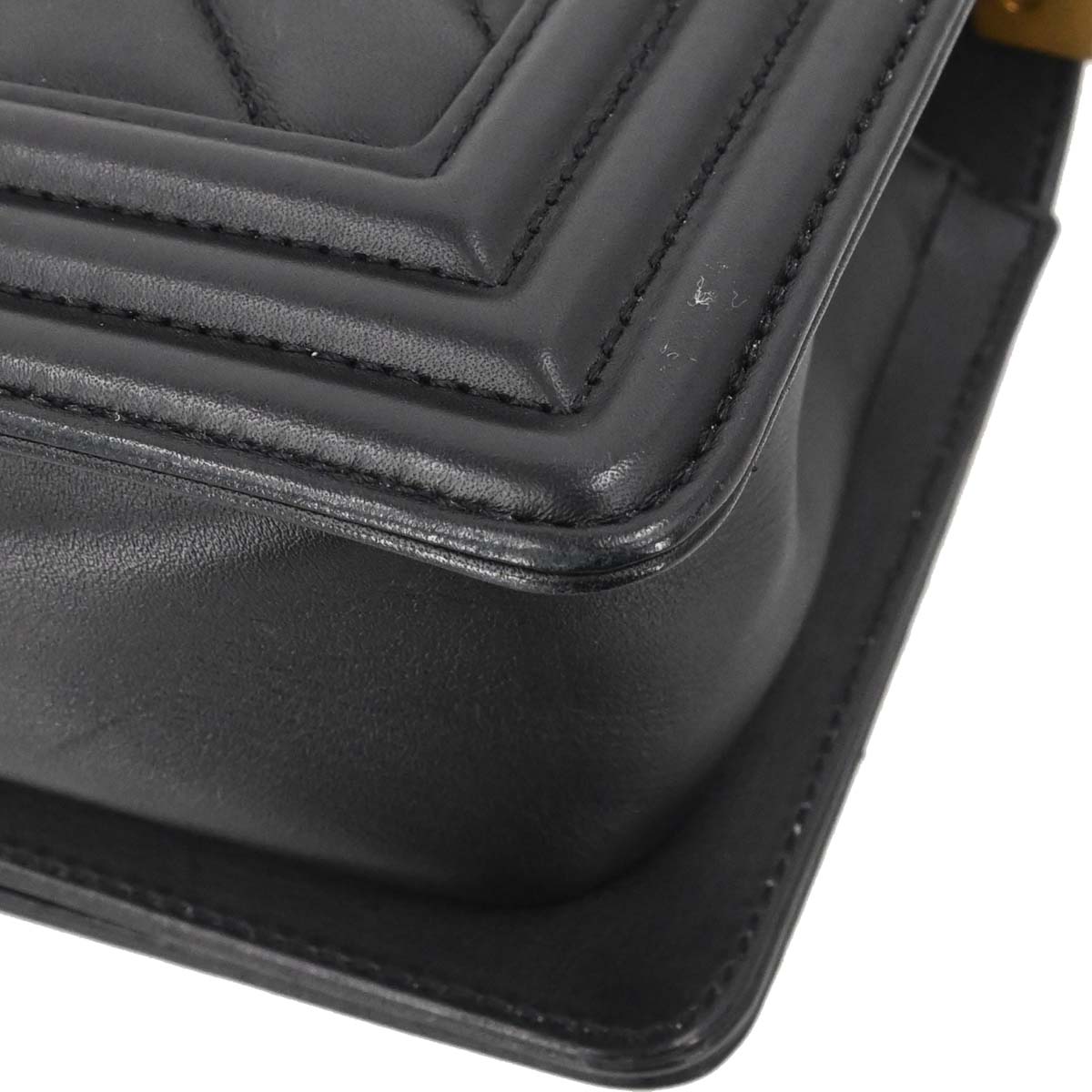 Boy Chanel 2018 Black Lambskin Chevron Small Chain Shoulder Bag