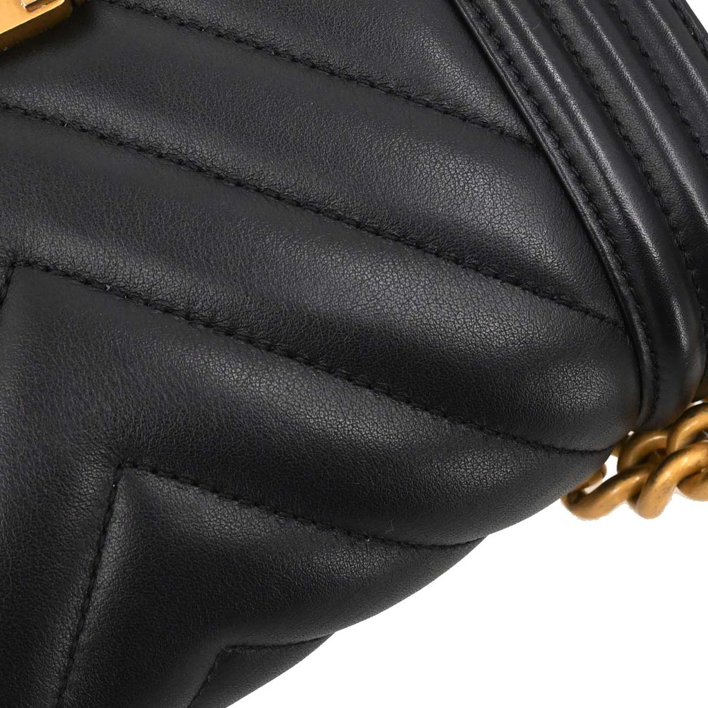 Boy Chanel 2018 Black Lambskin Chevron Small Chain Shoulder Bag