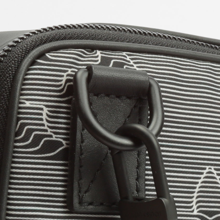 LOUIS VUITTON Limited Edition Expandable 2054 Messenger Bag