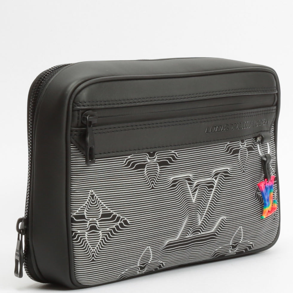 LOUIS VUITTON Limited Edition Expandable 2054 Messenger Bag
