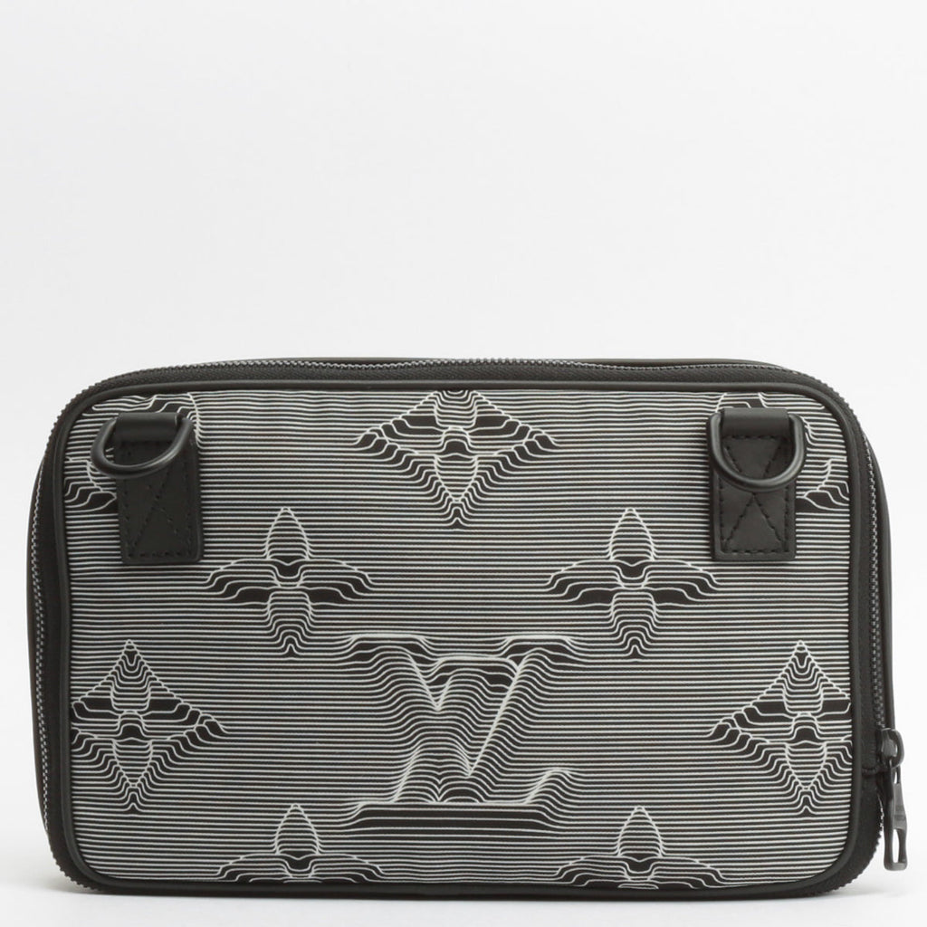 LOUIS VUITTON Limited Edition Expandable 2054 Messenger Bag