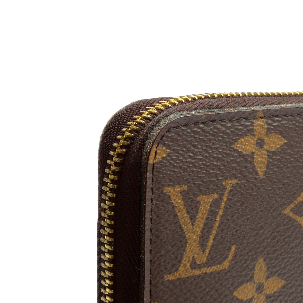 LOUIS VUITTON Zippy Wallet Monogram - OUTLET FINAL SALE