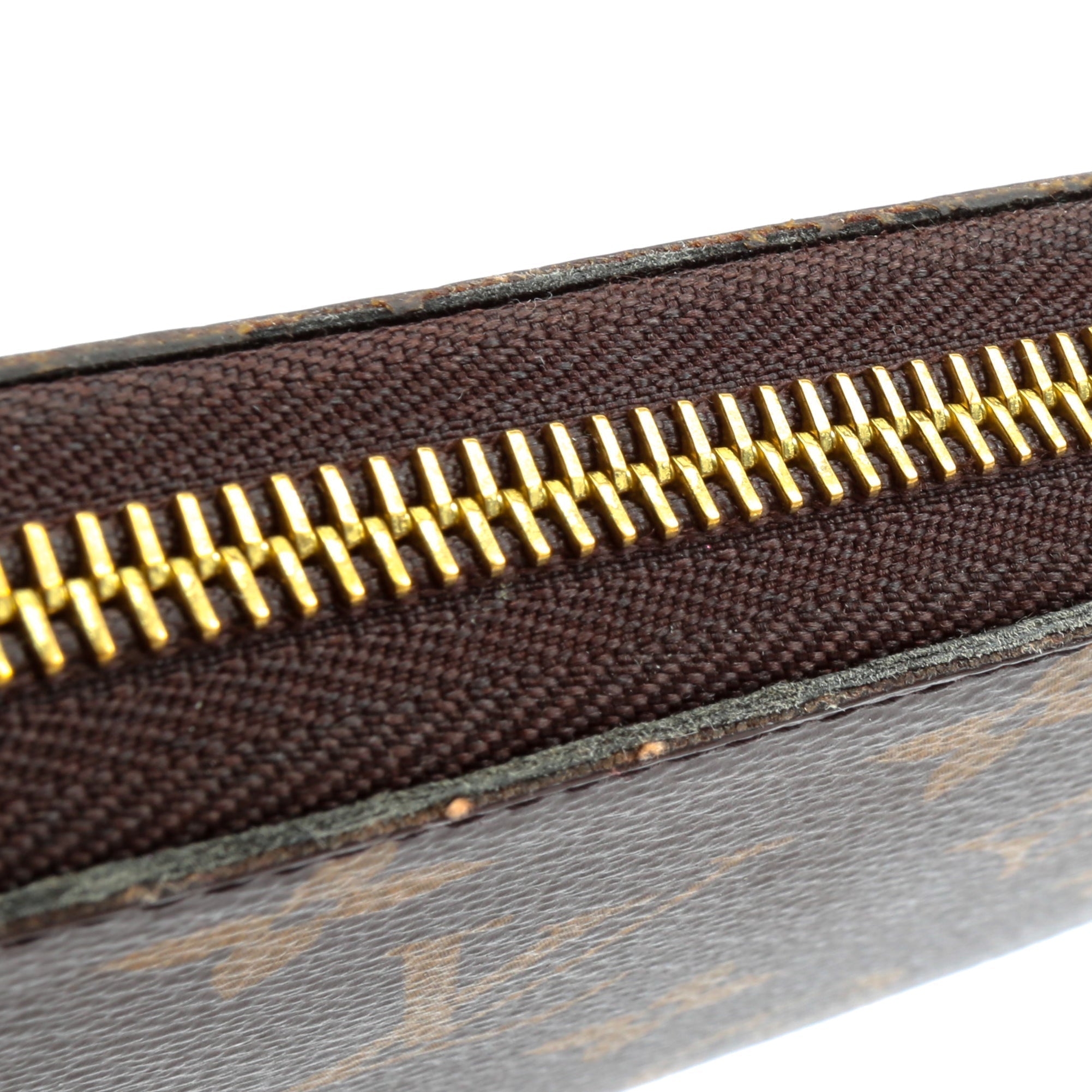 LOUIS VUITTON Zippy Wallet Monogram - OUTLET FINAL SALE