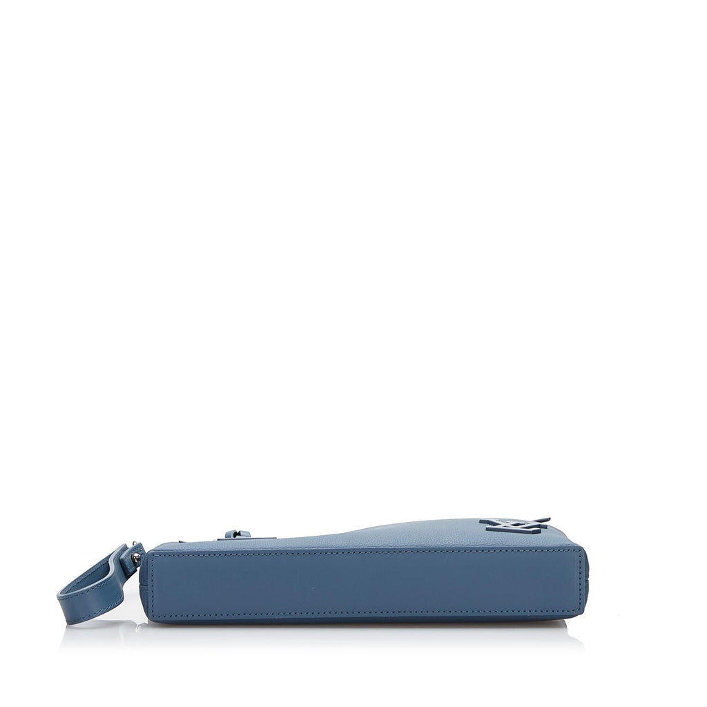 Louis Vuitton Aerogram Takeoff Pouch (SHG-LRD3bY)