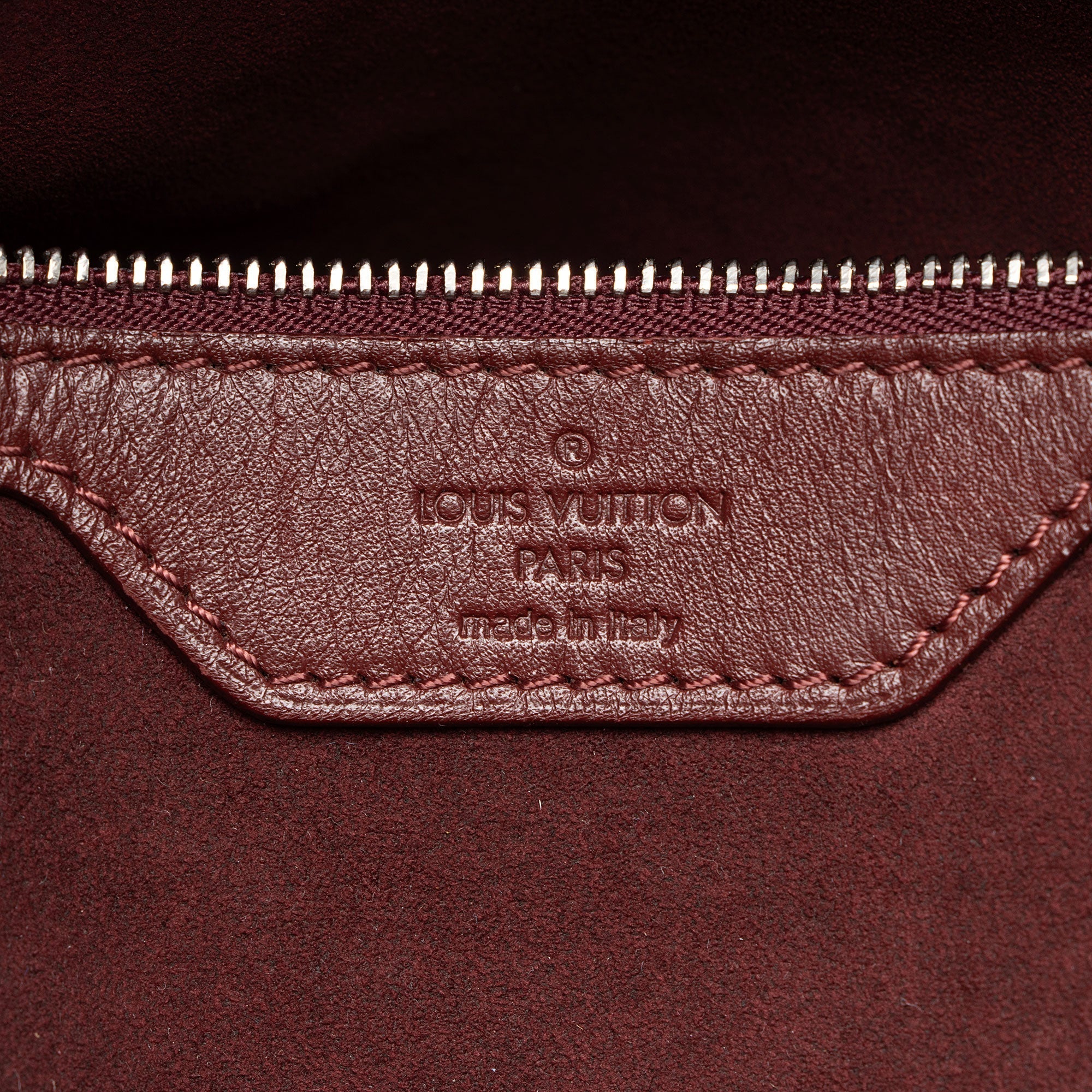 Louis Vuitton Antheia Leather Ixia PM Tote (SHF-s9TiJ4)