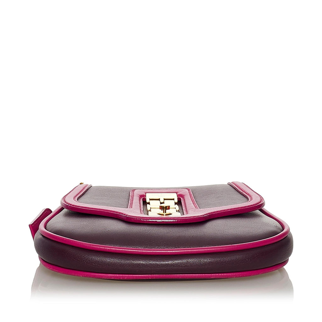 Louis Vuitton Art Deco Trapezio (SHG-37269)