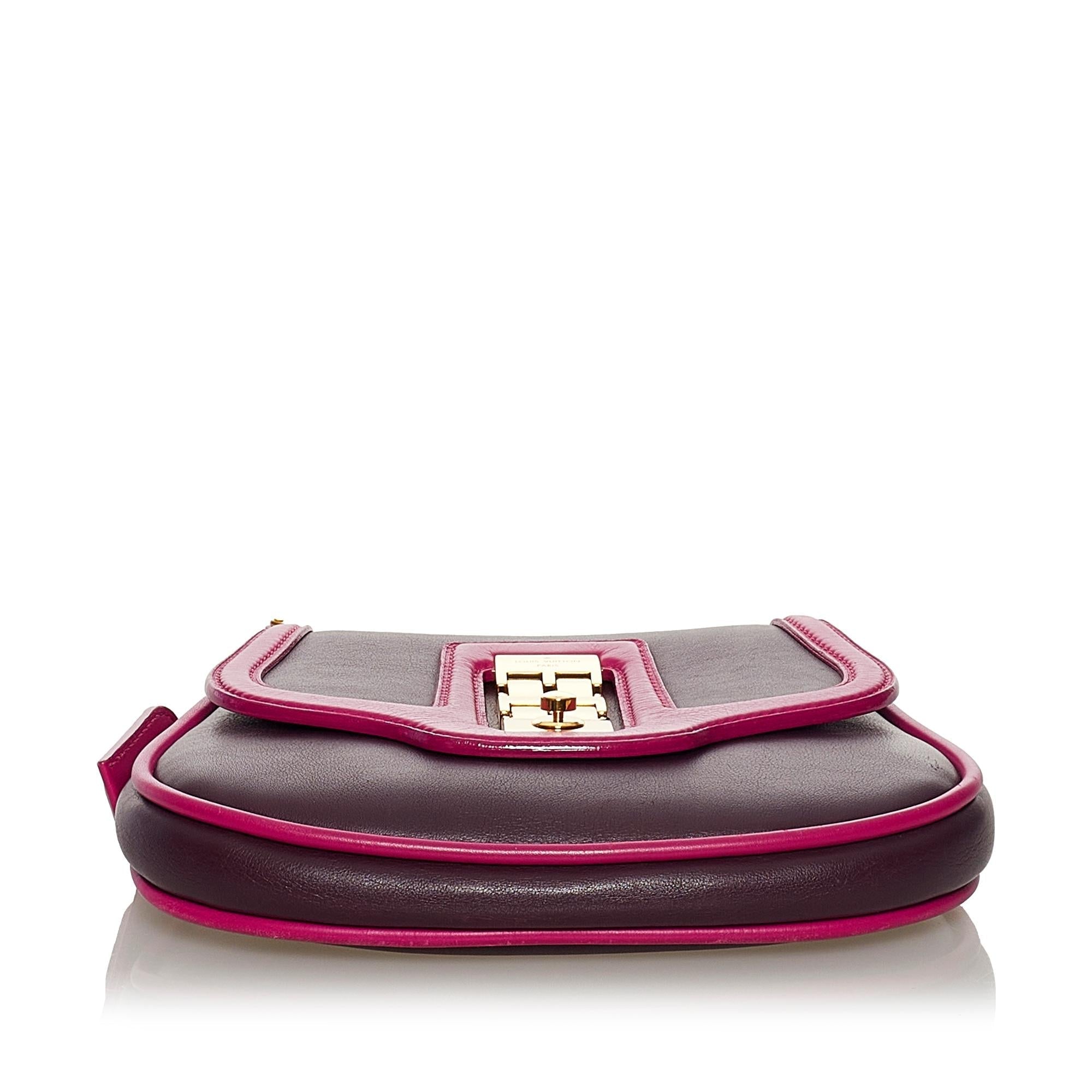 Louis Vuitton Art Deco Trapezio (SHG-37269)