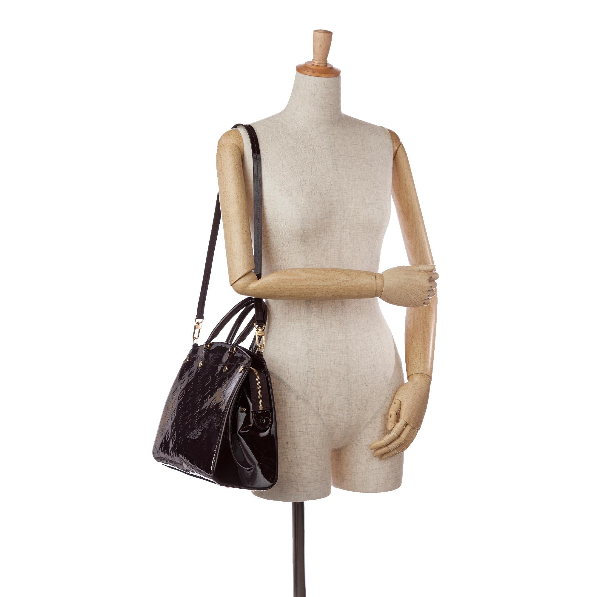 Louis Vuitton Brea (SHG-35632)