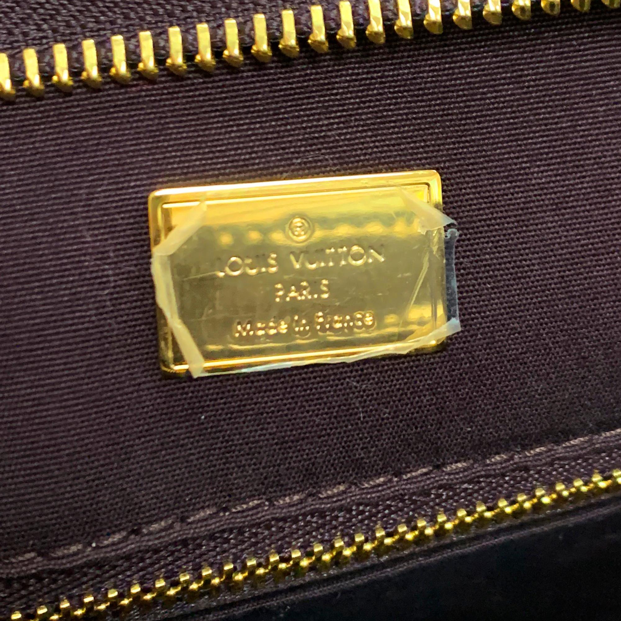 Louis Vuitton Brea (SHG-35632)