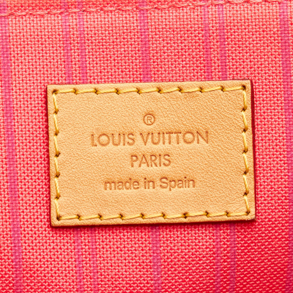 Louis Vuitton Damier Azur Calvi (SHG-IR0nyq)