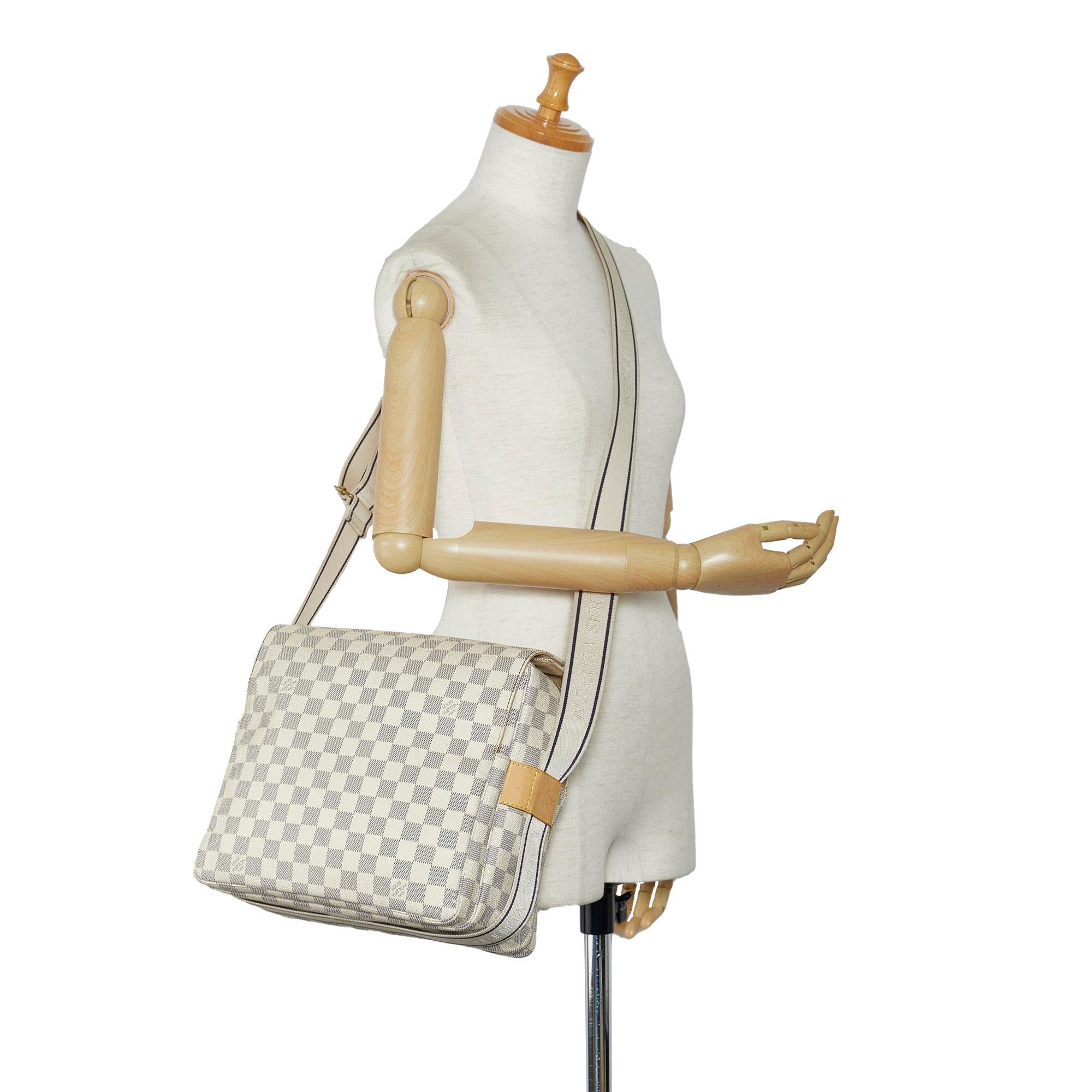 Louis Vuitton Damier Azur Naviglio (SHG-nVrypK)