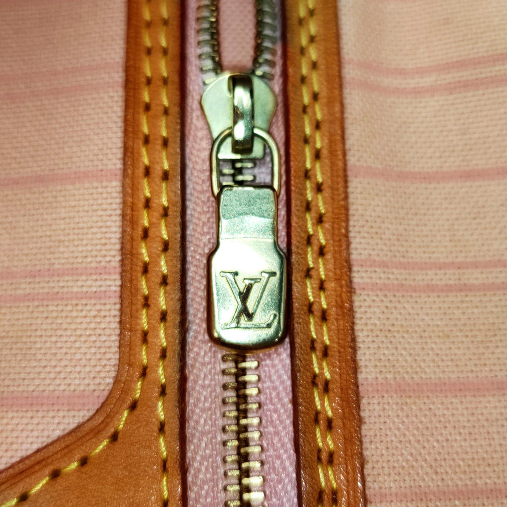 Louis Vuitton Damier Azur Neverfull MM (SHG-37540)