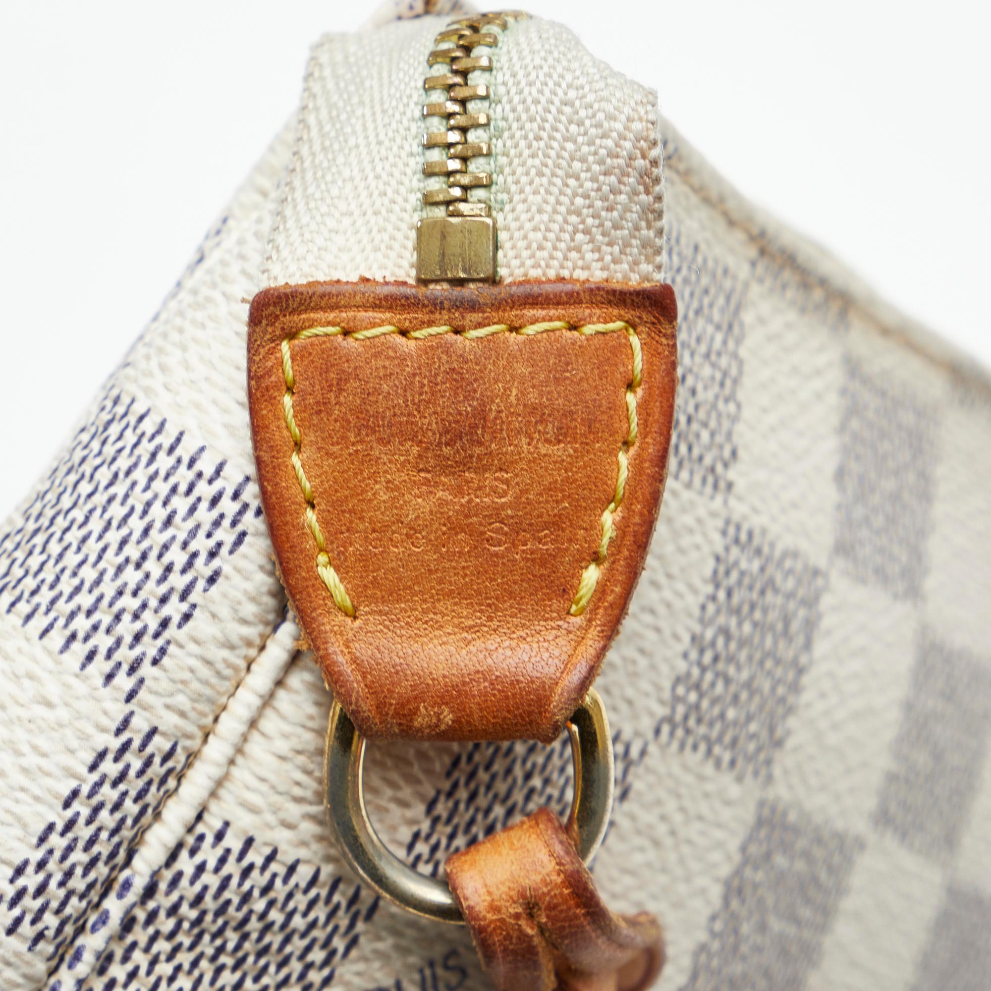 Louis Vuitton Damier Azur Pochette Accessoires (SHG-tV3KQx)