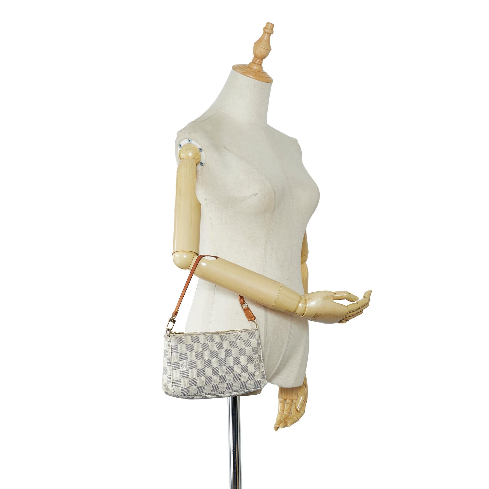 Louis Vuitton Damier Azur Pochette Accessoires (SHG-tV3KQx)