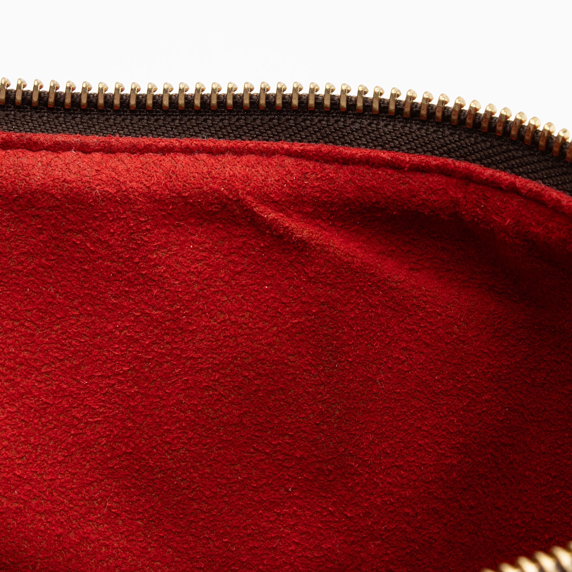 Louis Vuitton Damier Ebene Evora MM Shoulder Bag (SHF-wDevBc)