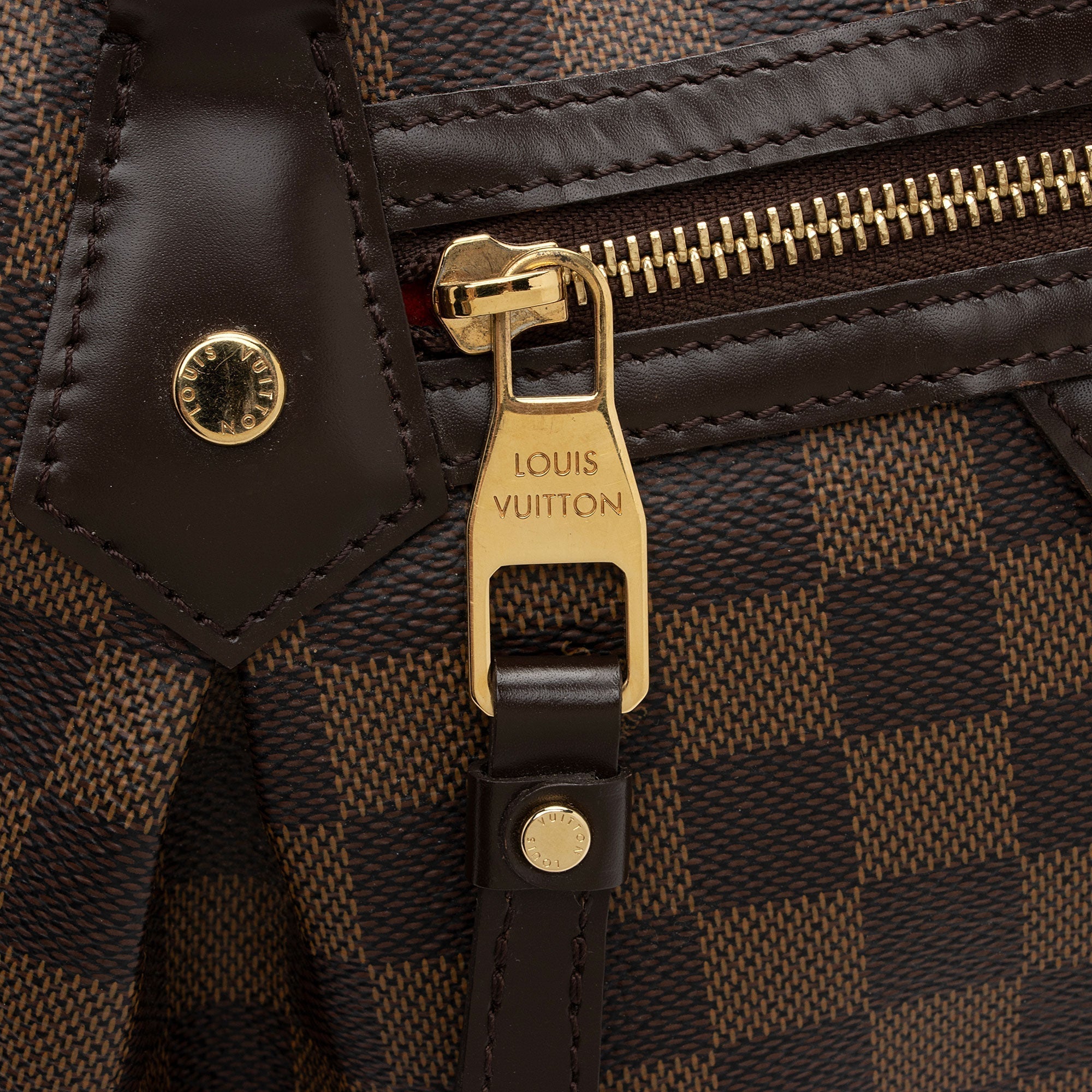 Louis Vuitton Damier Ebene Evora MM Shoulder Bag (SHF-wDevBc)