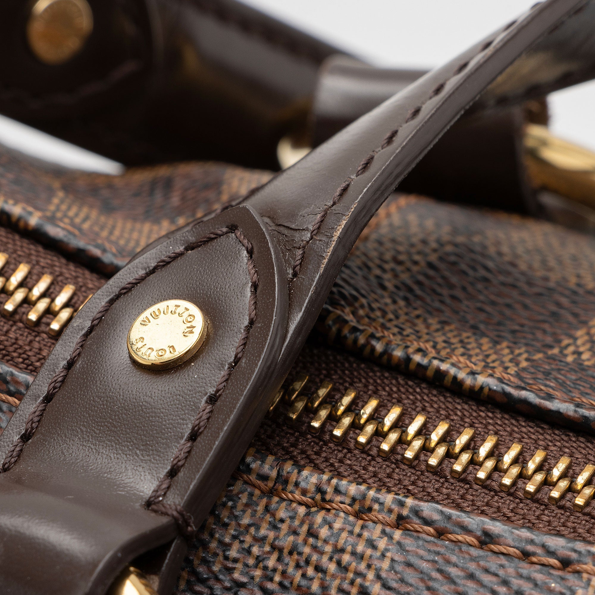 Louis Vuitton Damier Ebene Evora MM Shoulder Bag (SHF-lyS7fG)