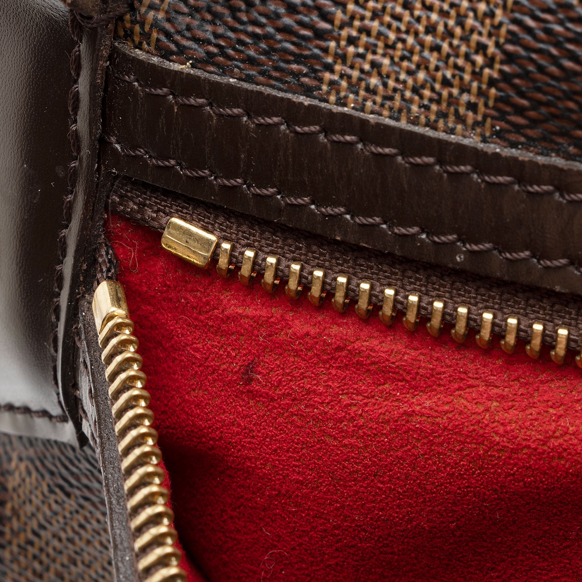Louis Vuitton Damier Ebene Evora MM Shoulder Bag (SHF-lyS7fG)