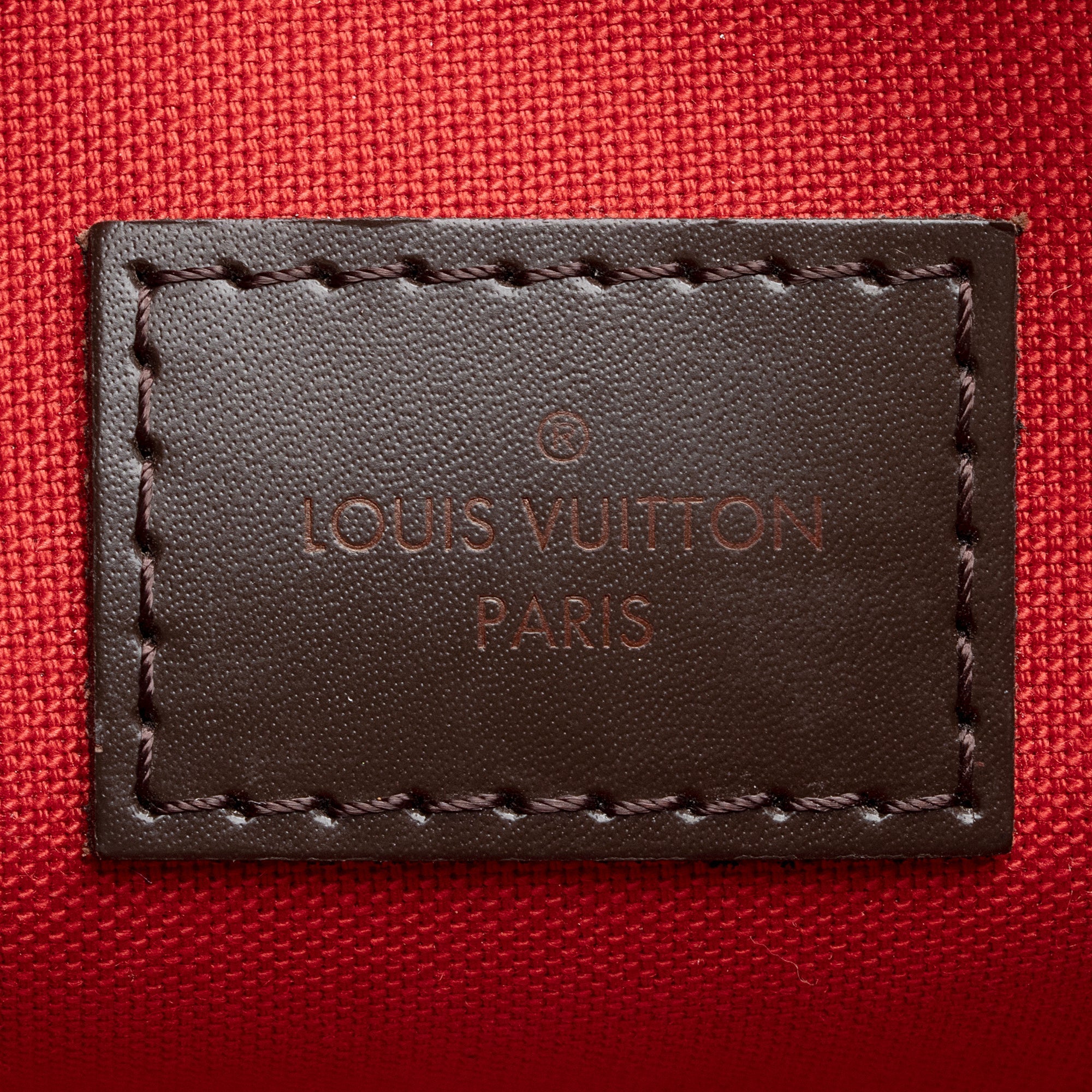 Louis Vuitton Damier Ebene Favorite MM Shoulder Bag (SHF-22637)