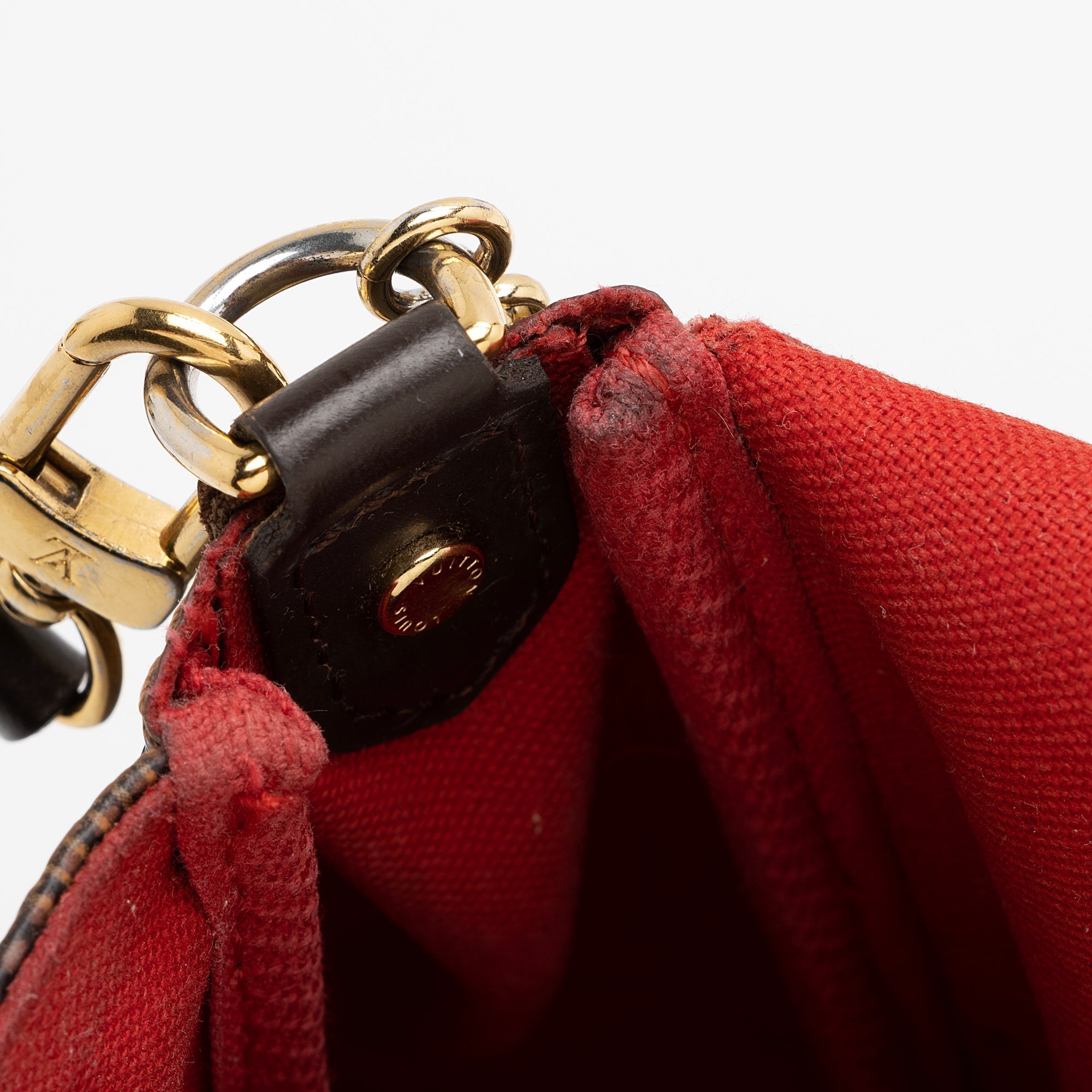 Louis Vuitton Damier Ebene Favorite MM Shoulder Bag (SHF-uhjOFW)