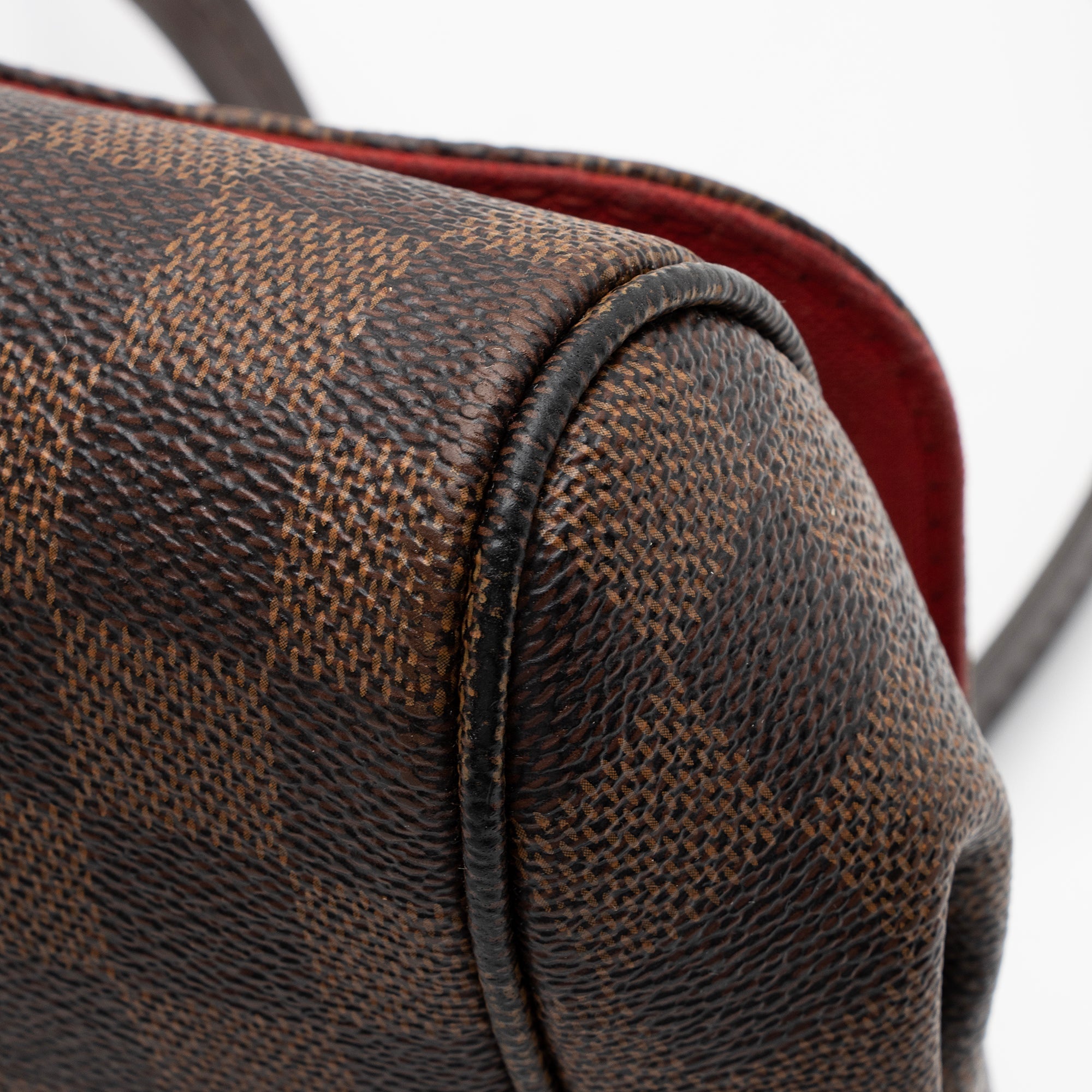 Louis Vuitton Damier Ebene Favorite MM Shoulder Bag (SHF-uhjOFW)