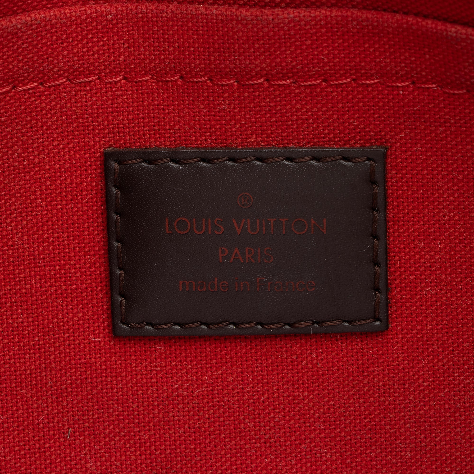 Louis Vuitton Damier Ebene Favorite MM Shoulder Bag (SHF-uhjOFW)
