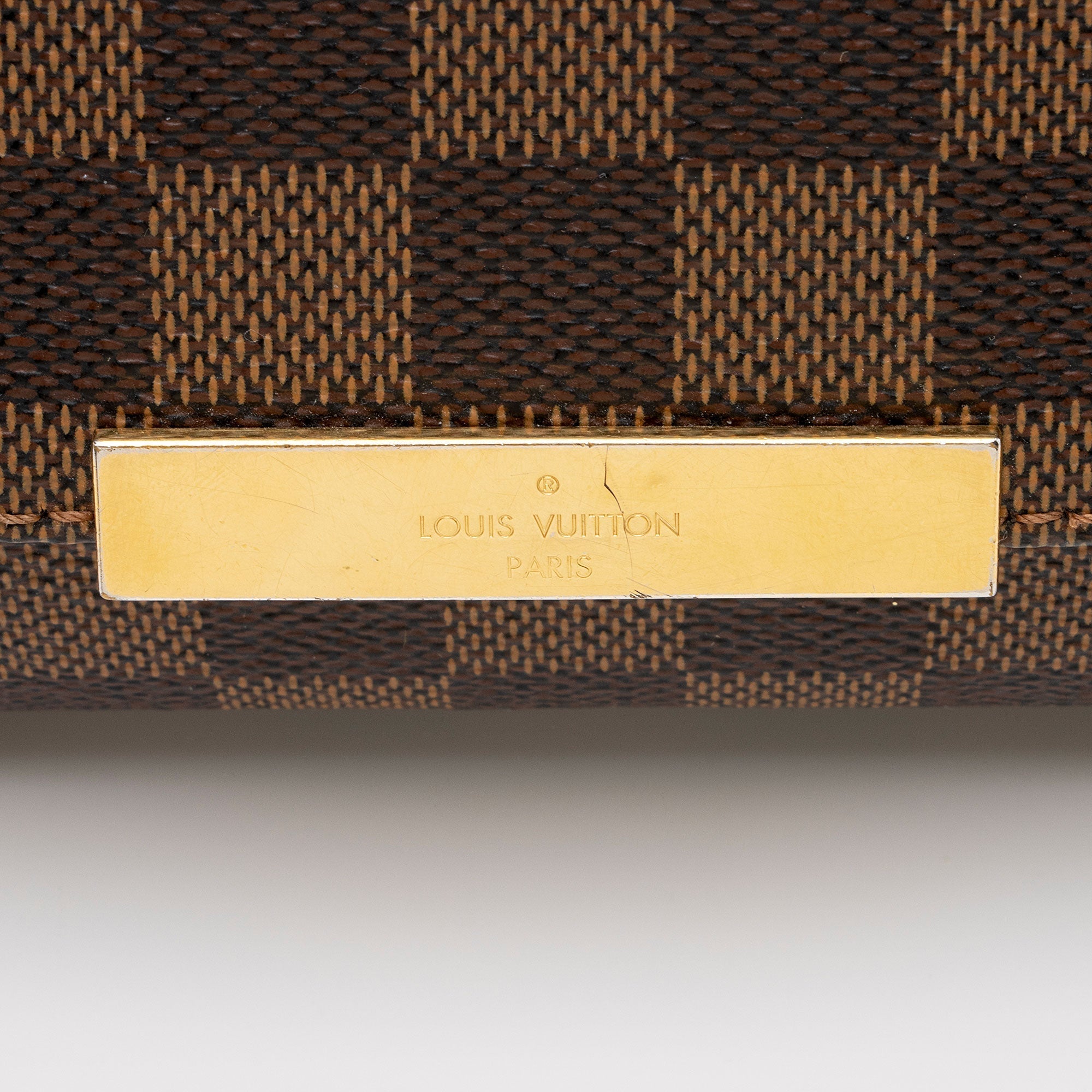 Louis Vuitton Damier Ebene Favorite MM Shoulder Bag (SHF-wPjeDv)