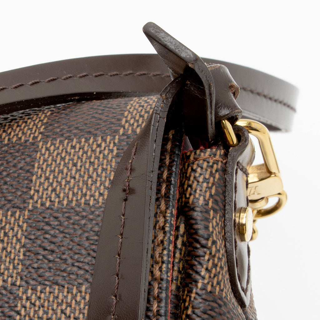 Louis Vuitton Damier Ebene Favorite MM Shoulder Bag (SHF-wPjeDv)
