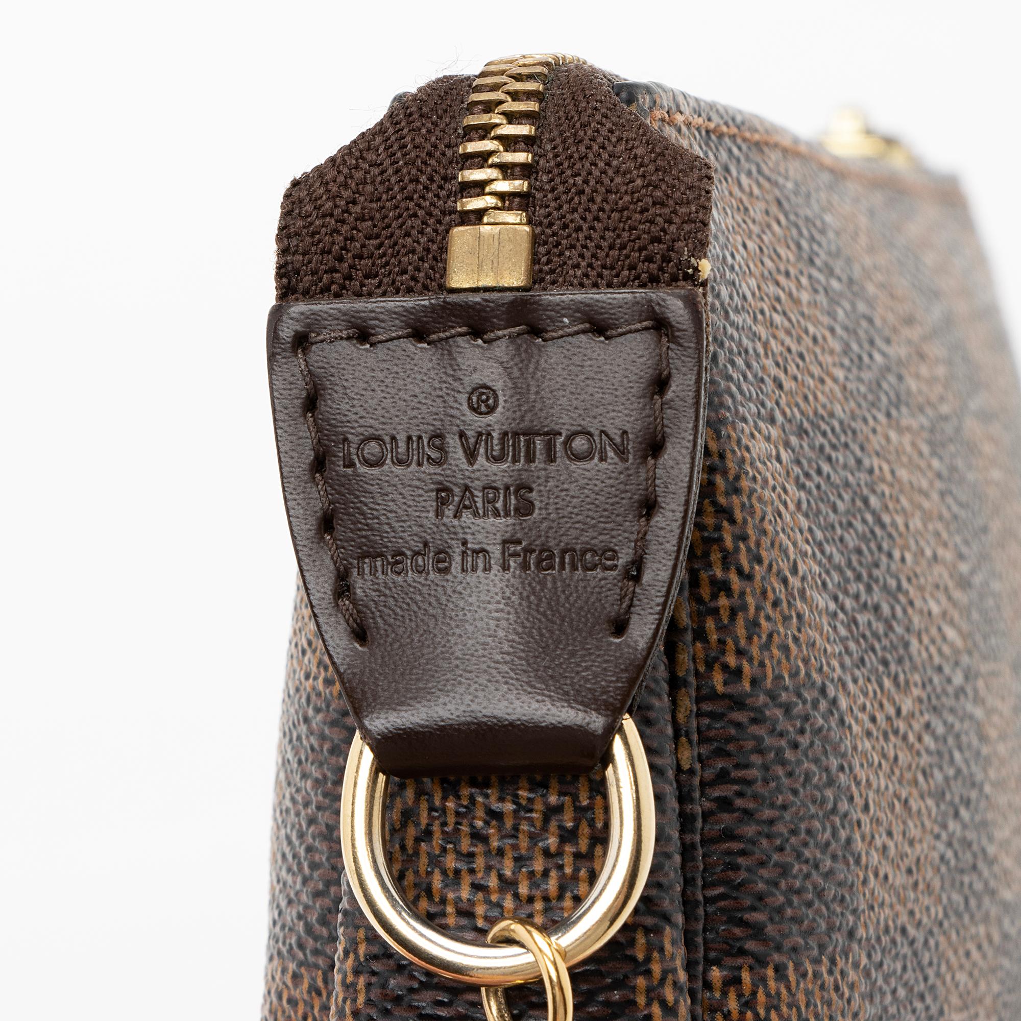 Louis Vuitton Damier Ebene Mini Pochette Accessoires (SHF-22640)