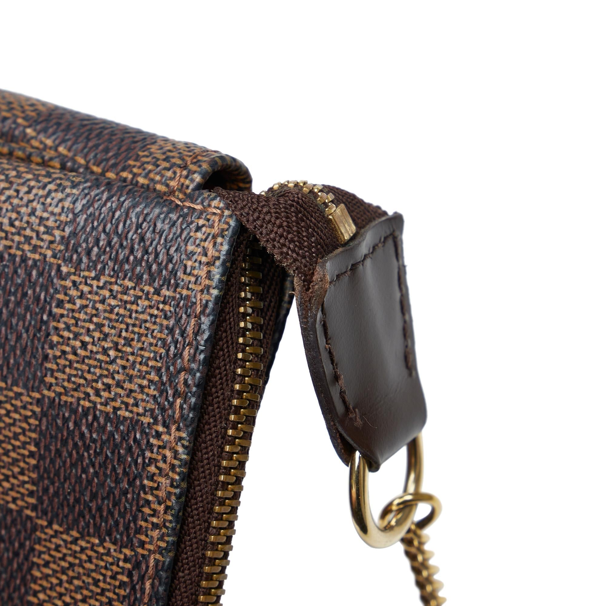 Louis Vuitton Damier Ebene Mini Pochette Accessoires (SHG-kC7aIP)