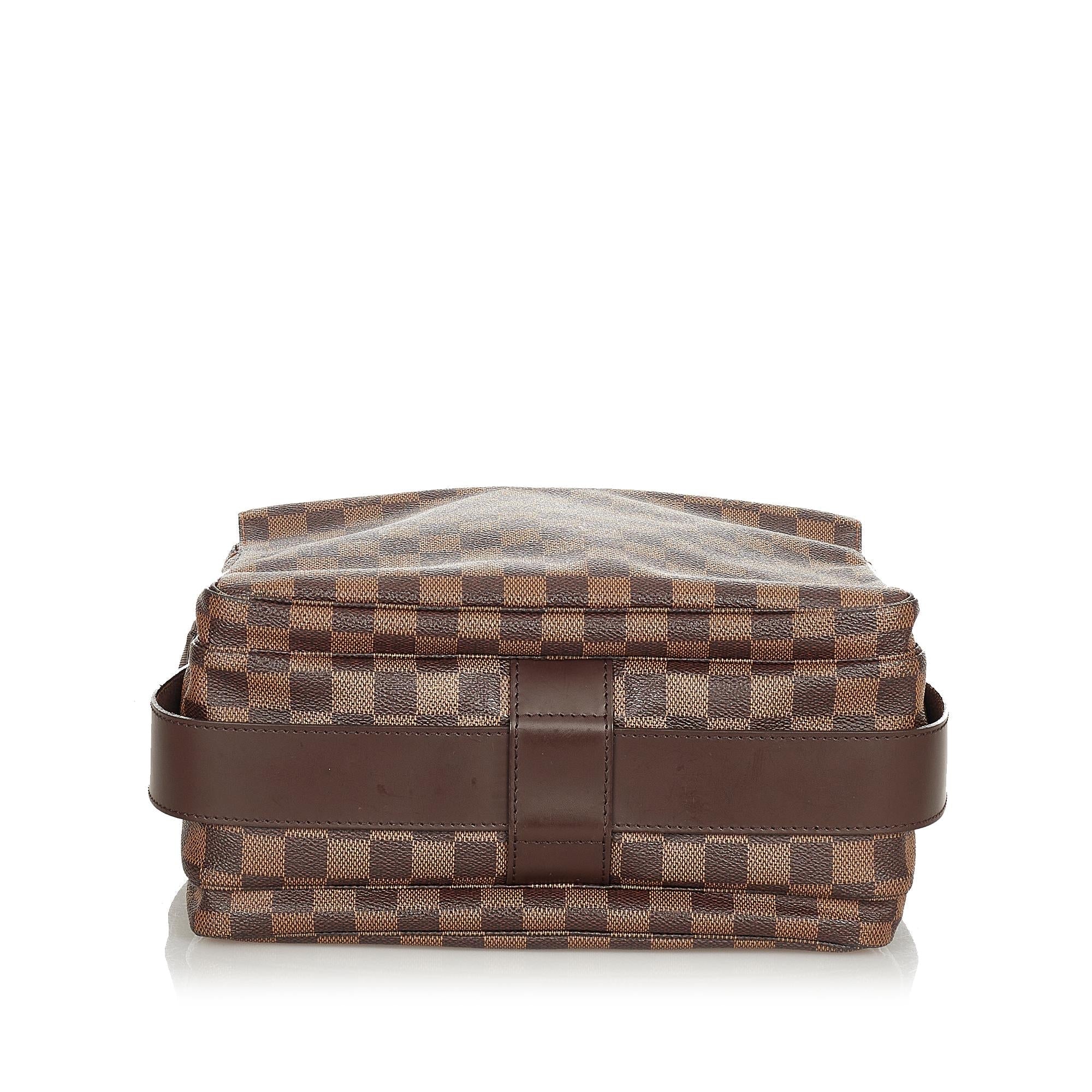 Louis Vuitton Damier Ebene Naviglio (SHG-24248)