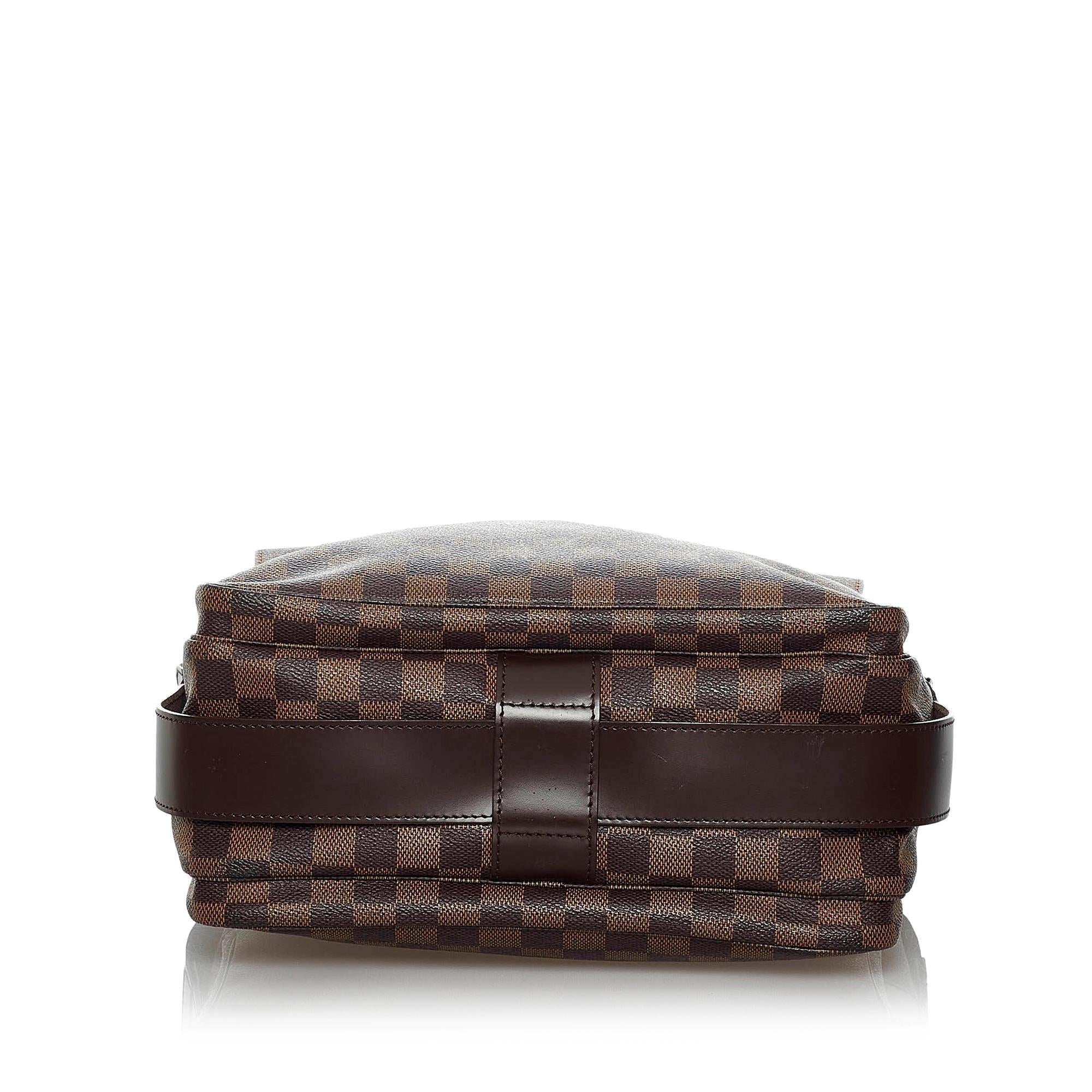 Louis Vuitton Damier Ebene Naviglio (SHG-33802)