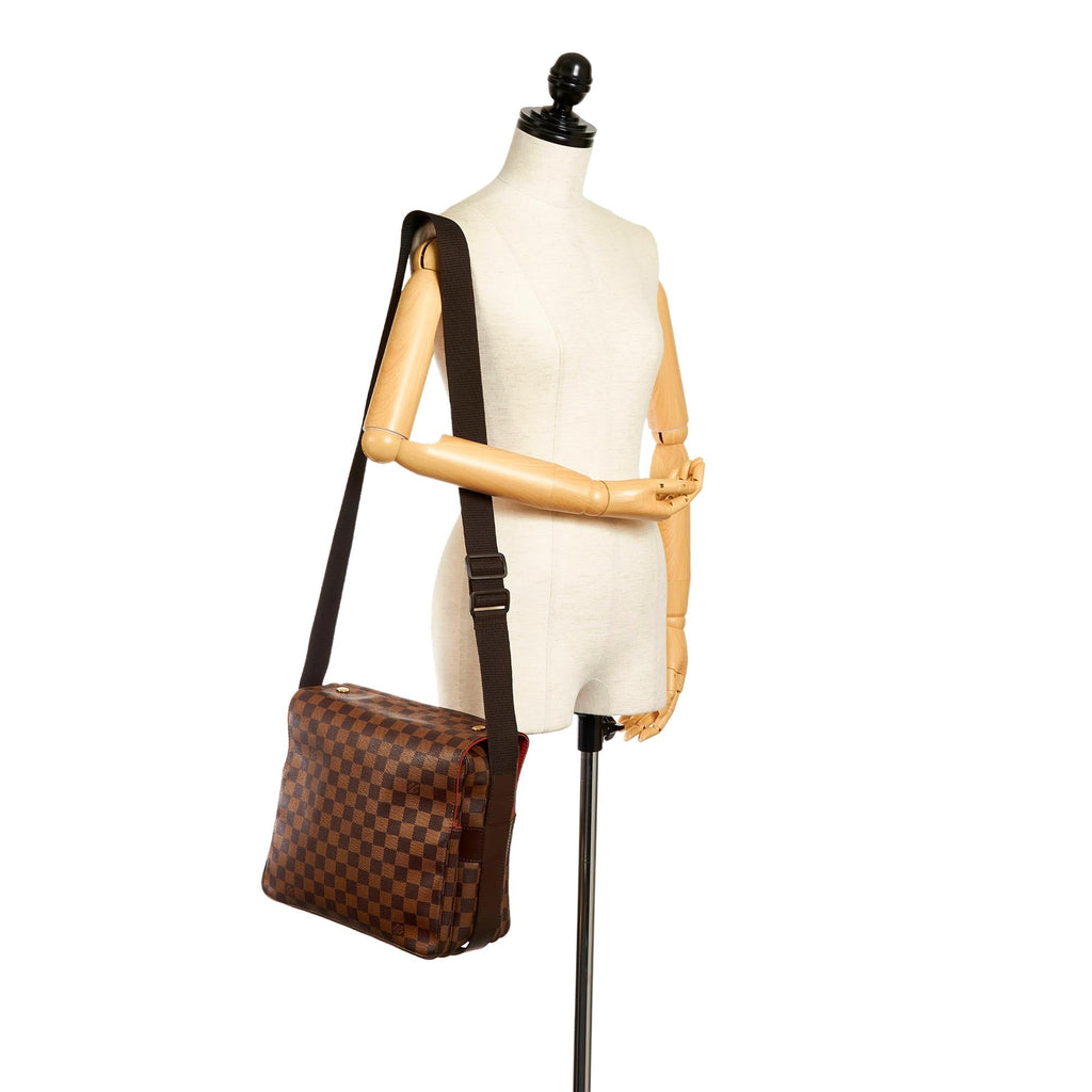 Louis Vuitton Damier Ebene Naviglio (SHG-33802)