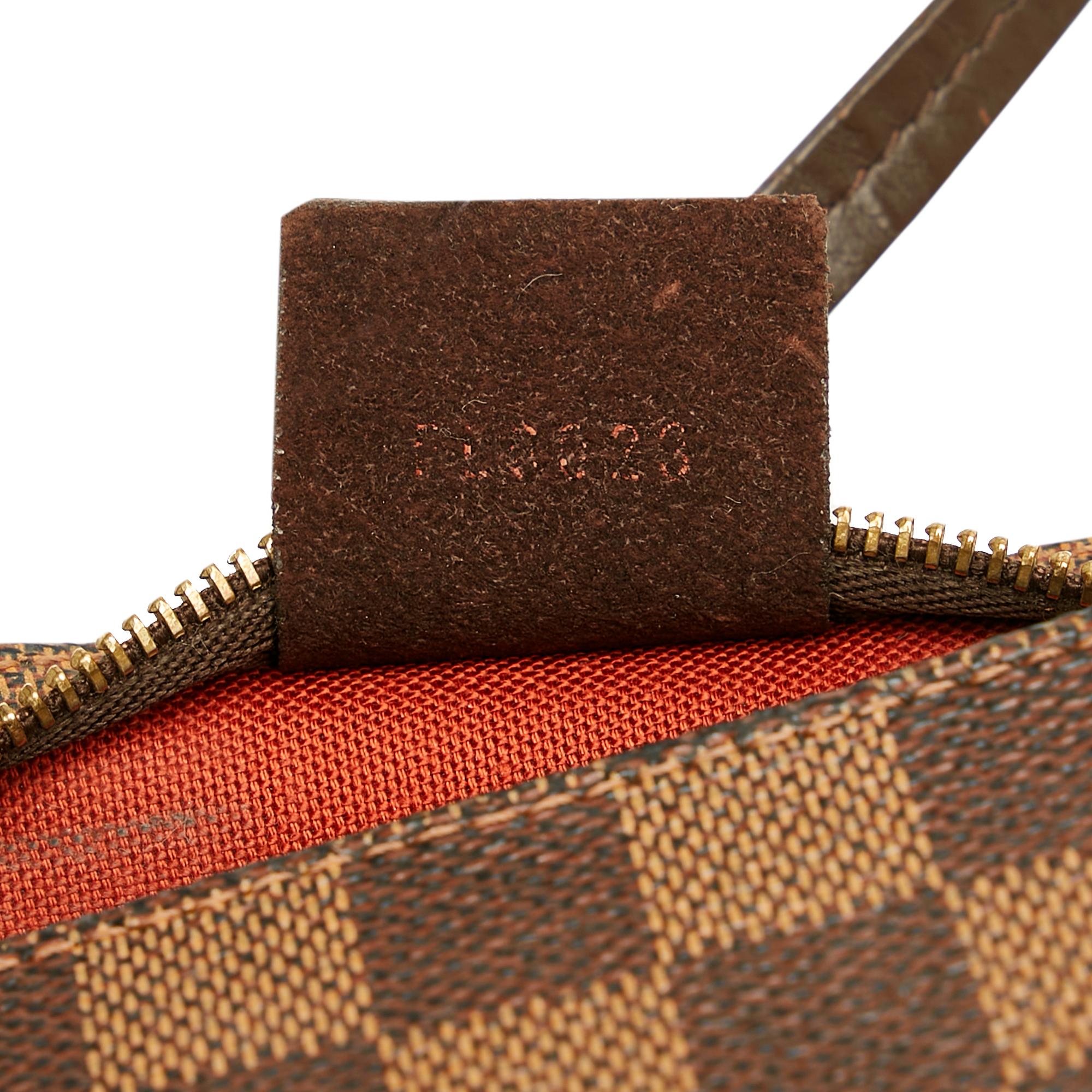 Louis Vuitton Damier Ebene Navona (SHG-37975)